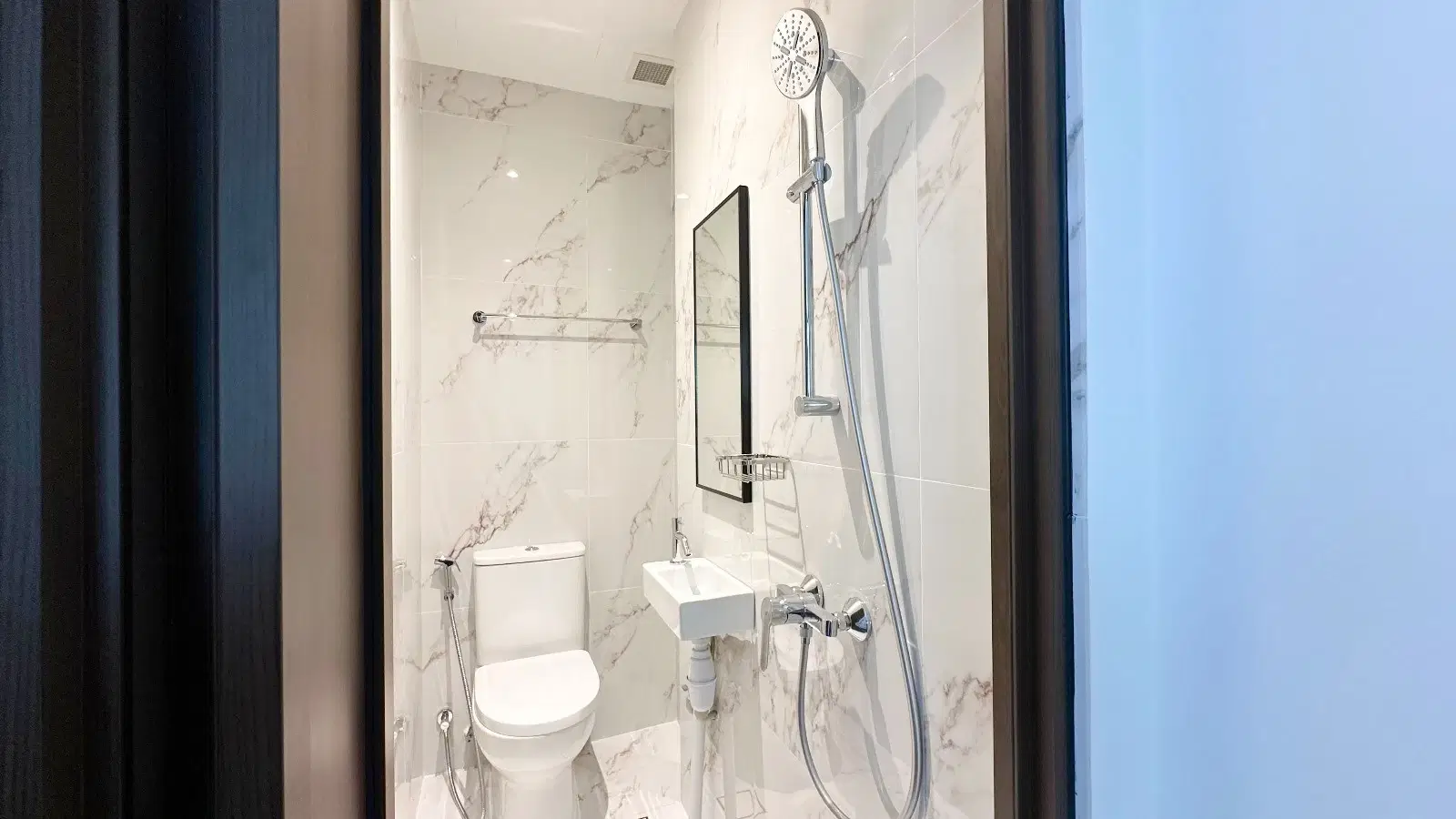 77A Dunlop Street, Singapore – Bathroom