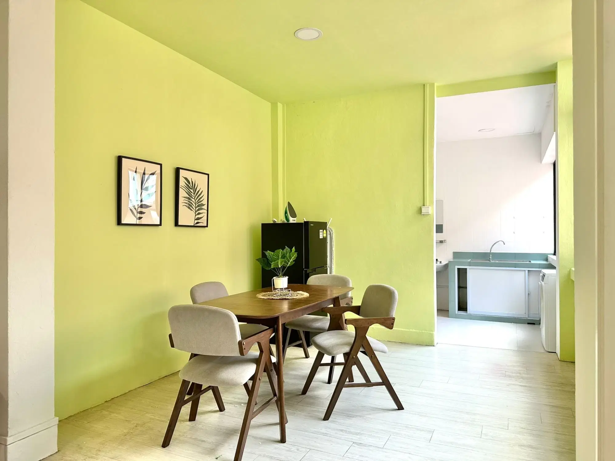 Room in a 4 Bedroom Apartment, 23A Lor 13 Geylang, Singapore 388666 – Common Area