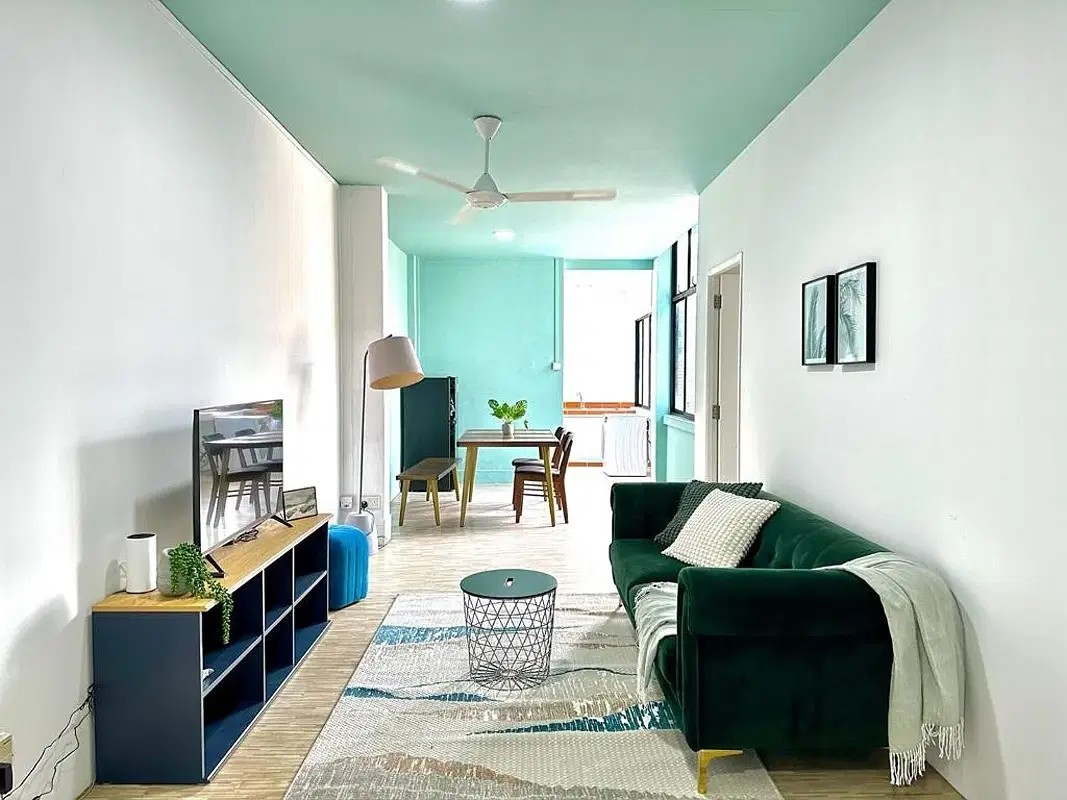 Room in a 4 Bedroom Apartment, 23B Lor 13 Geylang, Singapore 388666 – Amenities
