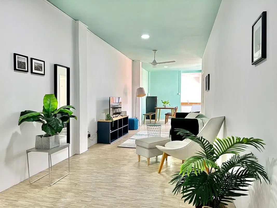 Room in a 4 Bedroom Apartment, 23B Lor 13 Geylang, Singapore 388666 – Amenities