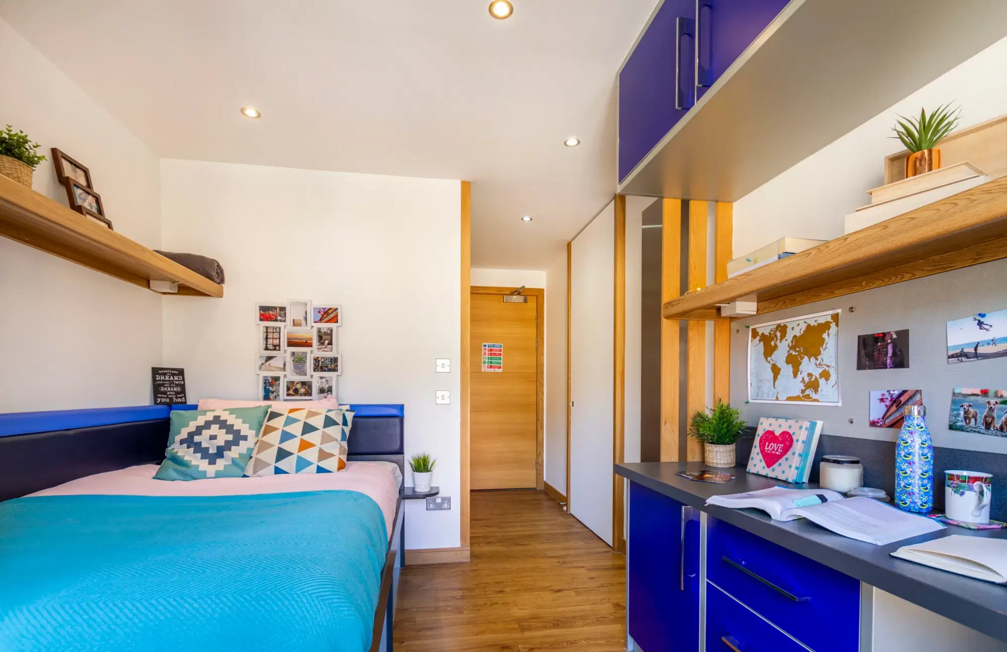 Kaplan Living Glasgow Argyle Street, Glasgow – Deluxe Ensuite