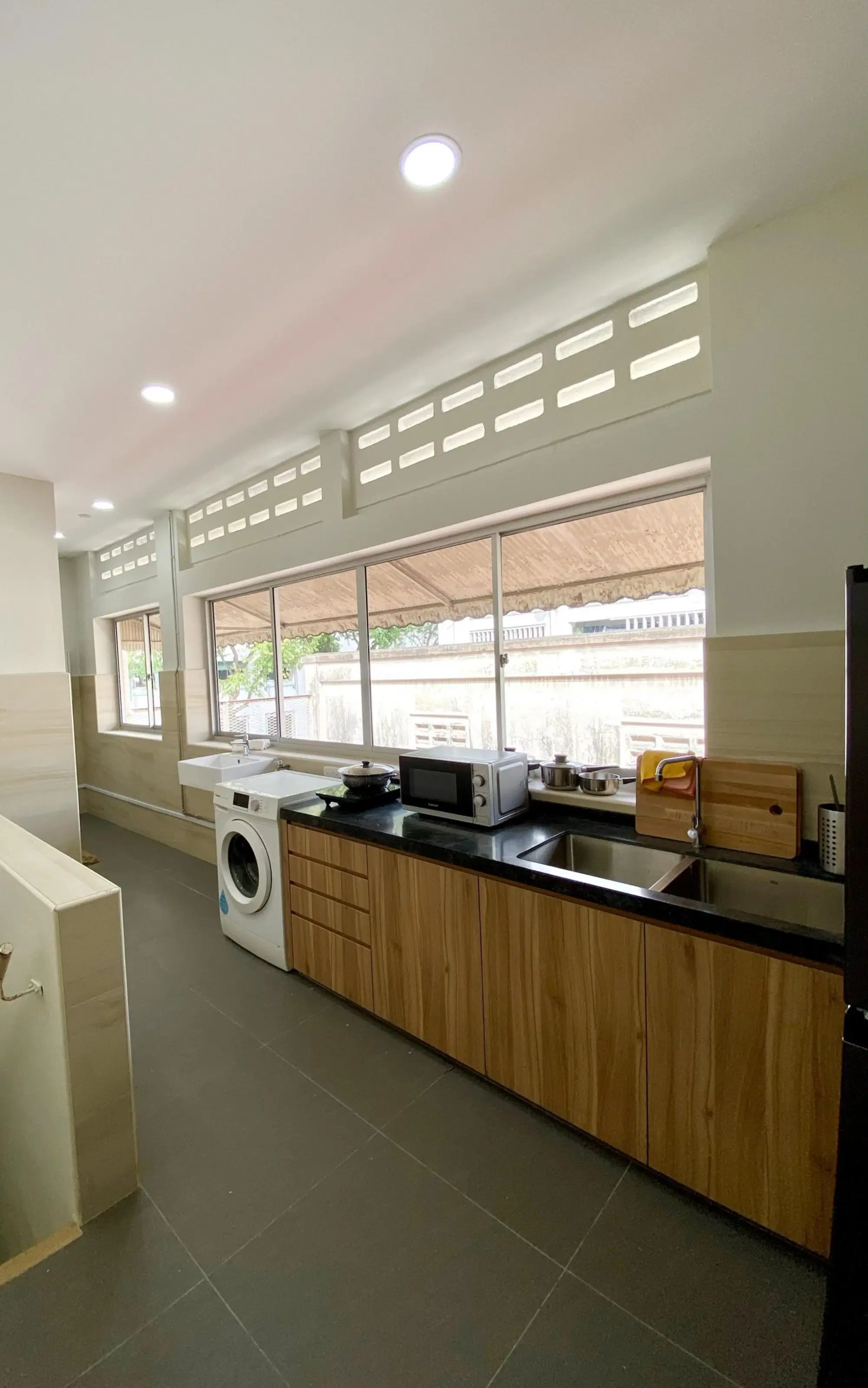 320A Lavender Street, Singapore – Kitchen