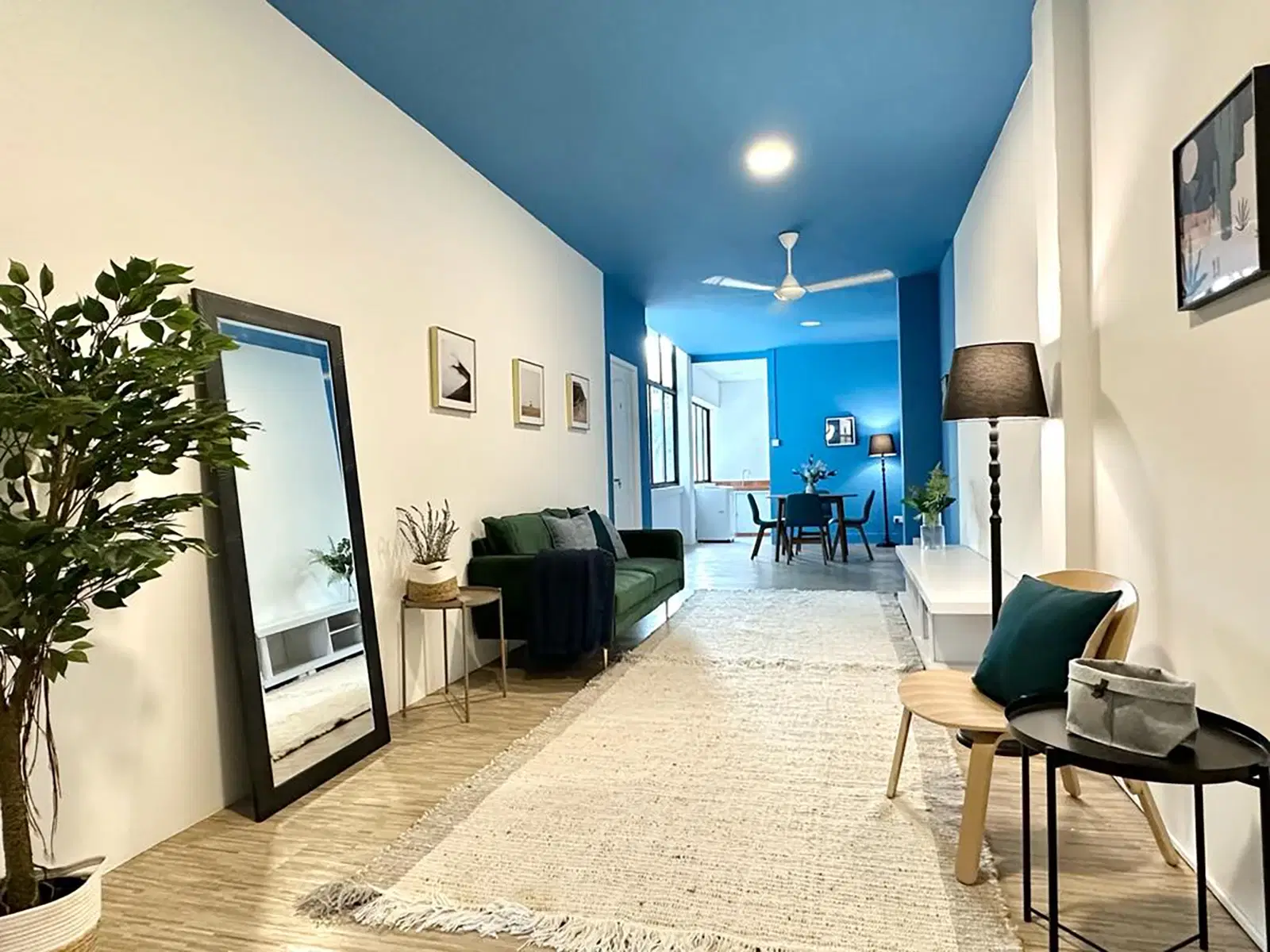 Room in a 4 Bedroom Apartment, 21B Lor 13 Geylang, Singapore 388664 – Common Area