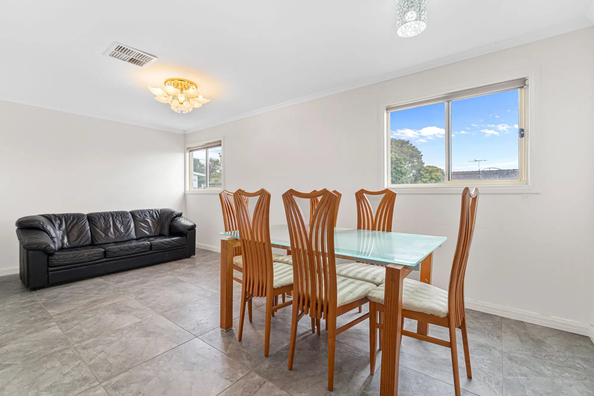 Rooming Houses,18 Waverley Road, Chadstone, Melbourne – Common Area