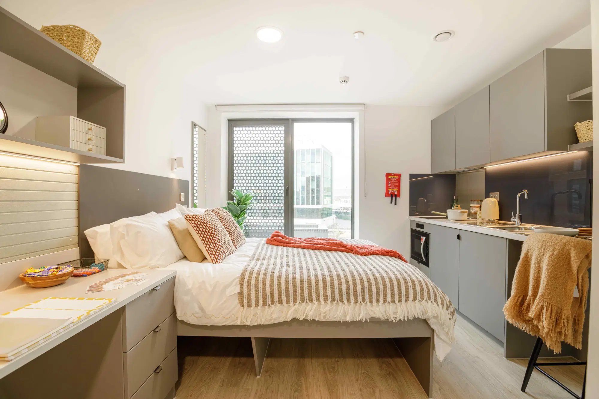 Waterside, Bristol – Standard (Floor 5-6) - Studio