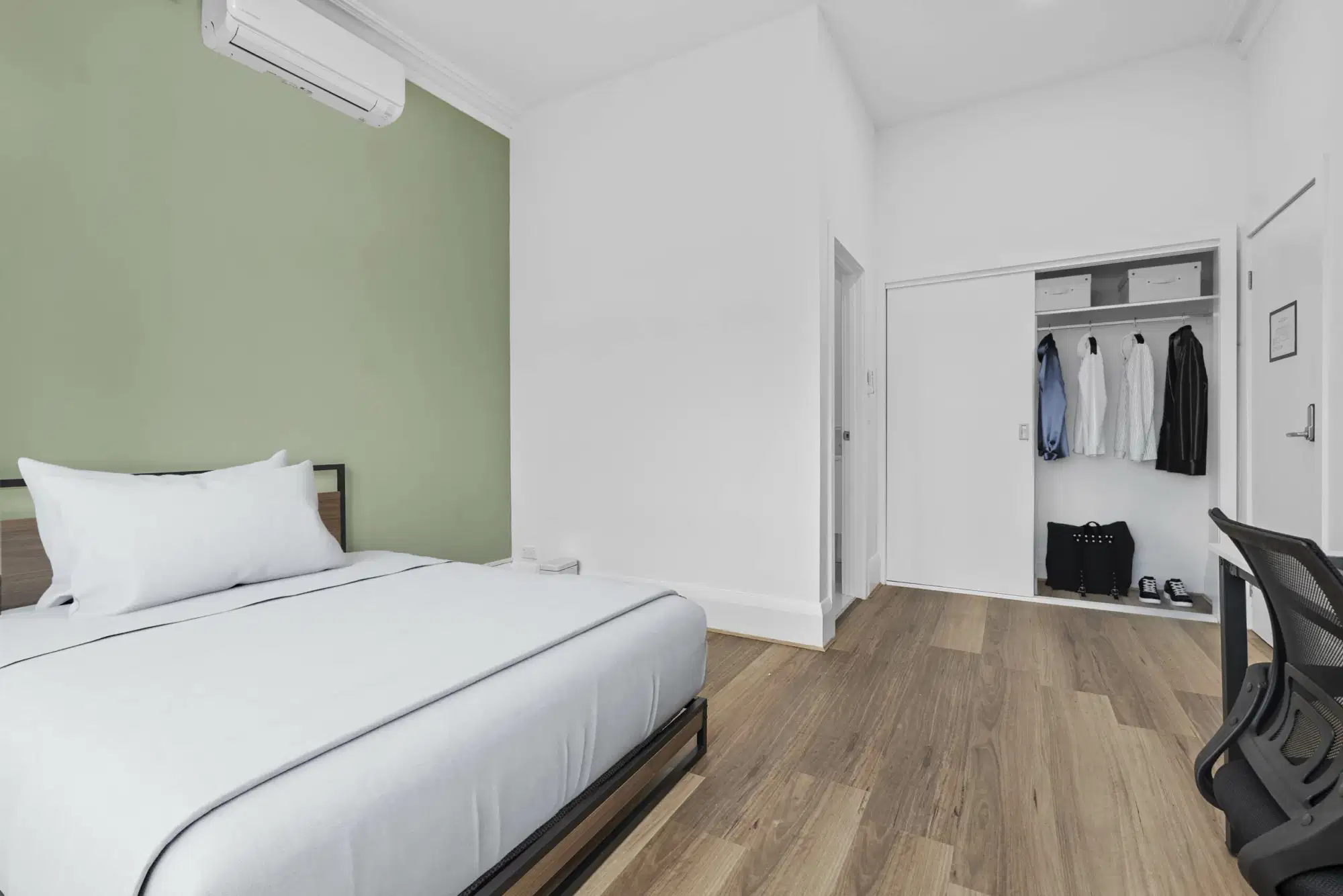 Rooming Houses, 73 Kambrook Road, Caulfield North, Melbourne