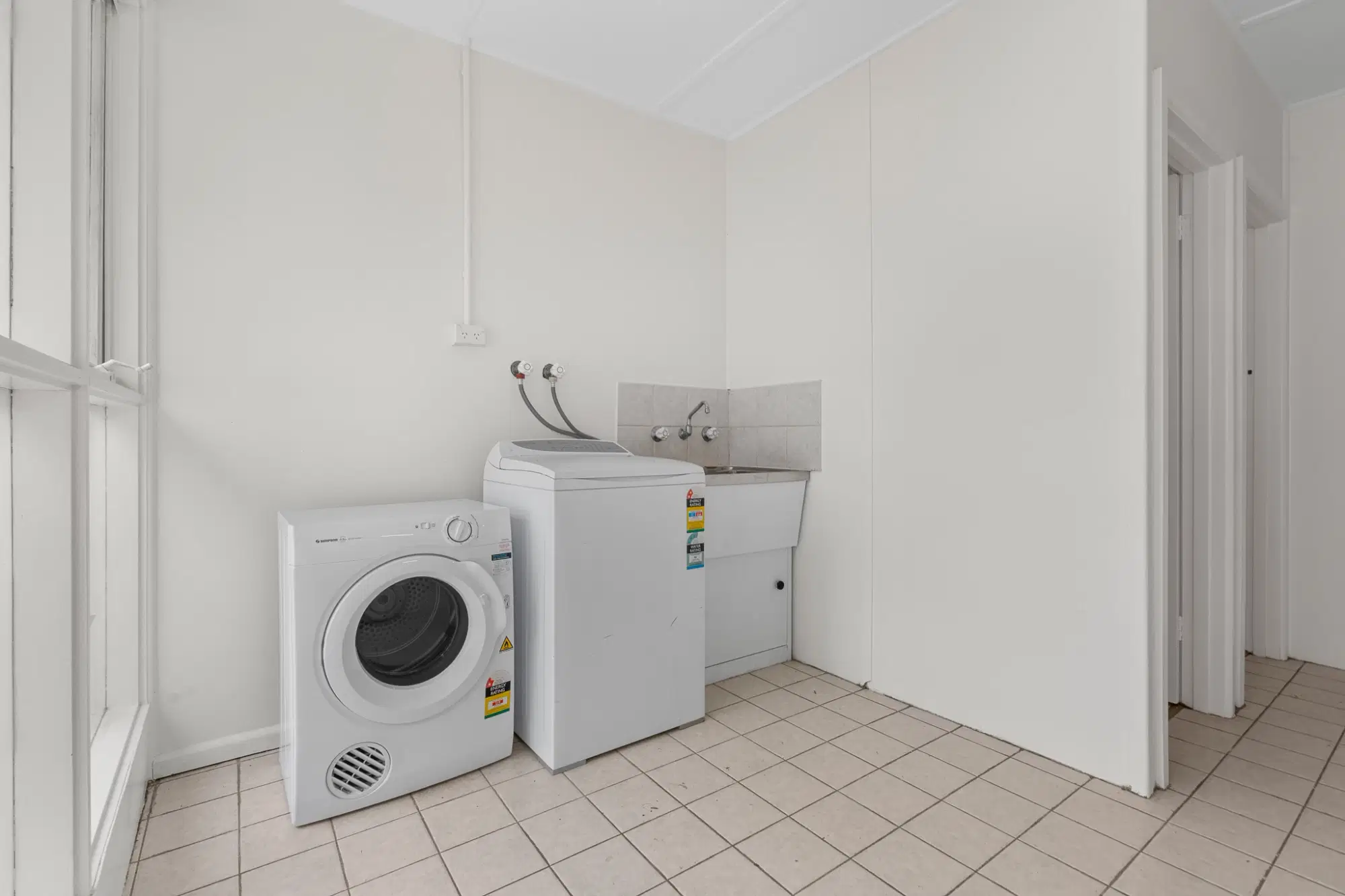 Rooming Houses,49 Beddoe Avenue, Clayton, Melbourne – Amenities