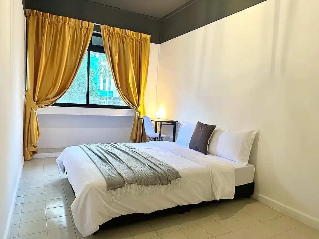 39 Feng Lai Mansion, Singapore
