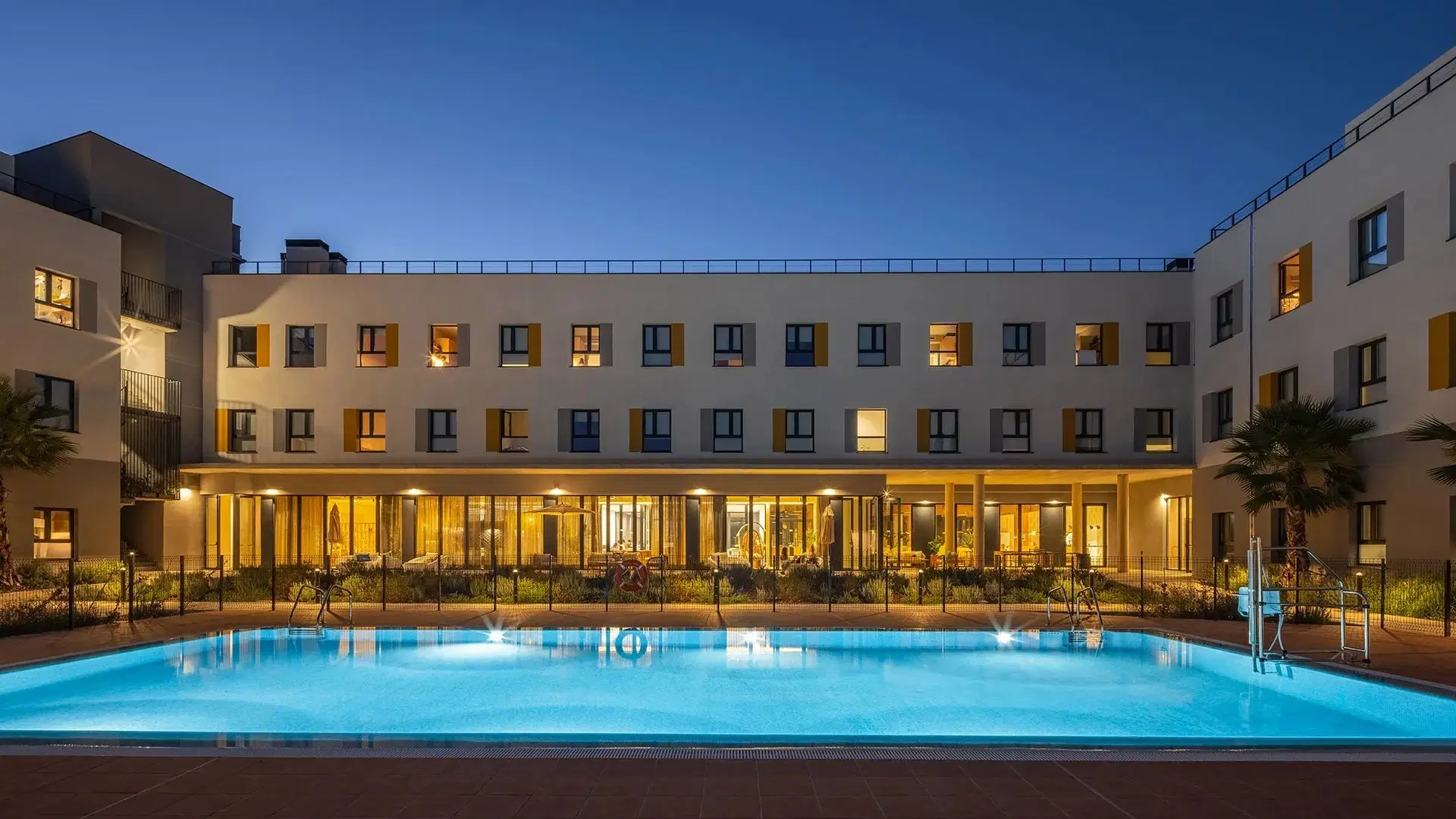 Amro Alicante, Spain – Amenities