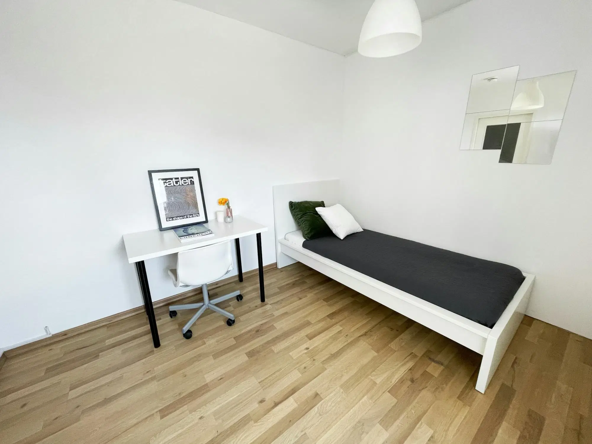 RM Charlottenstraße 97b, Berlin – Room in a 4 Bed 1 Bath(#21.3.3.)