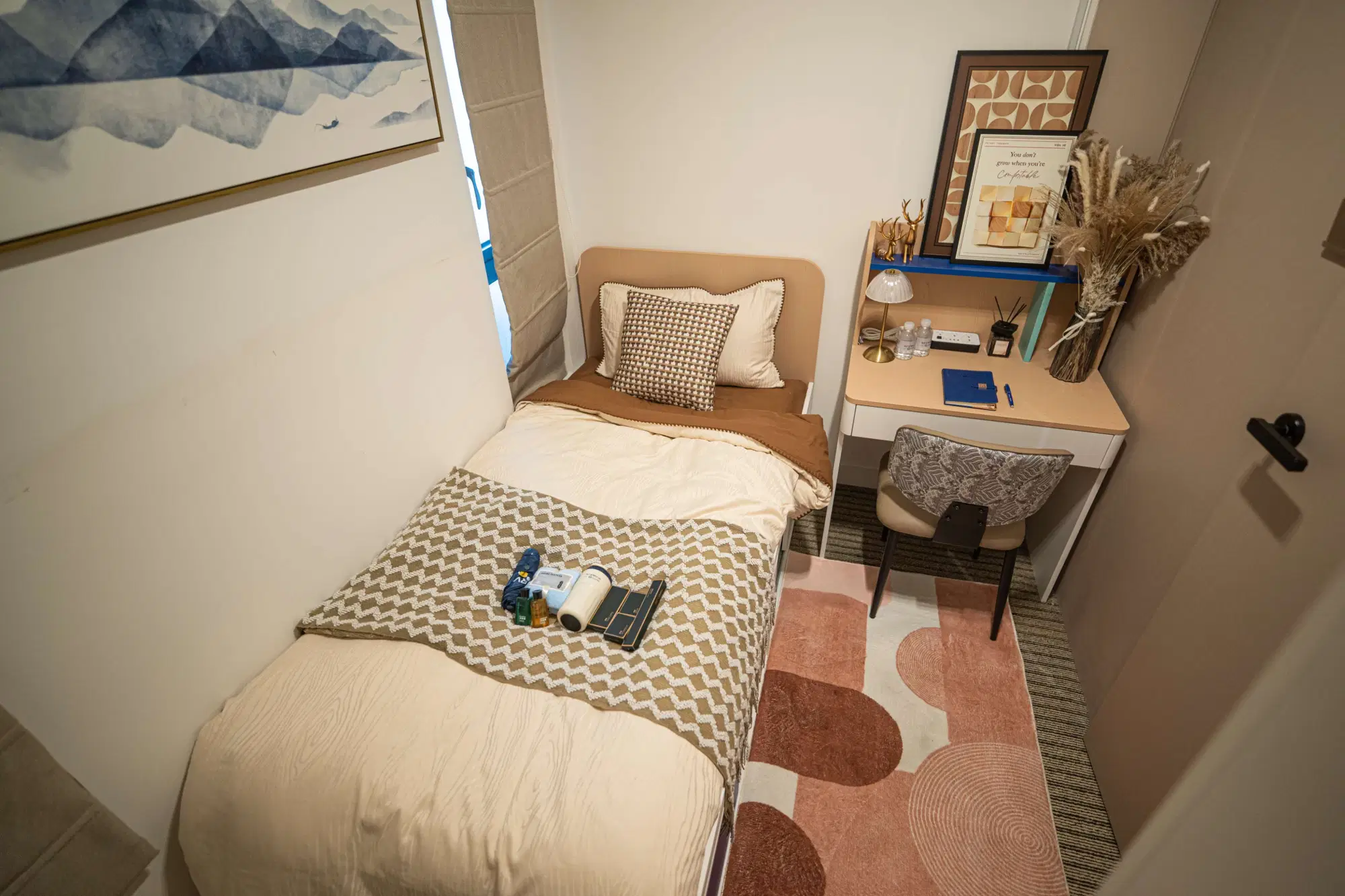 Starvia By Y Suites on Fortress Hill, Hong Kong – 3 Bedroom Standard