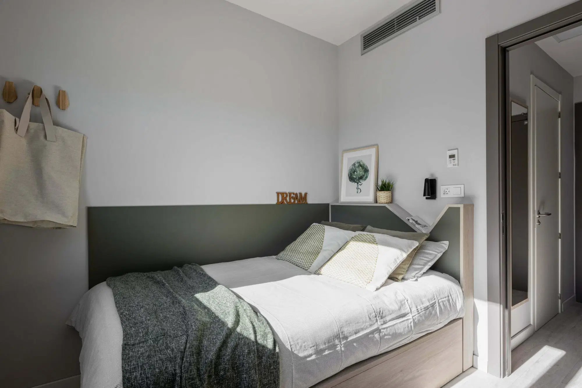 Amro Sevilla, Sevilla – Twodio Superior