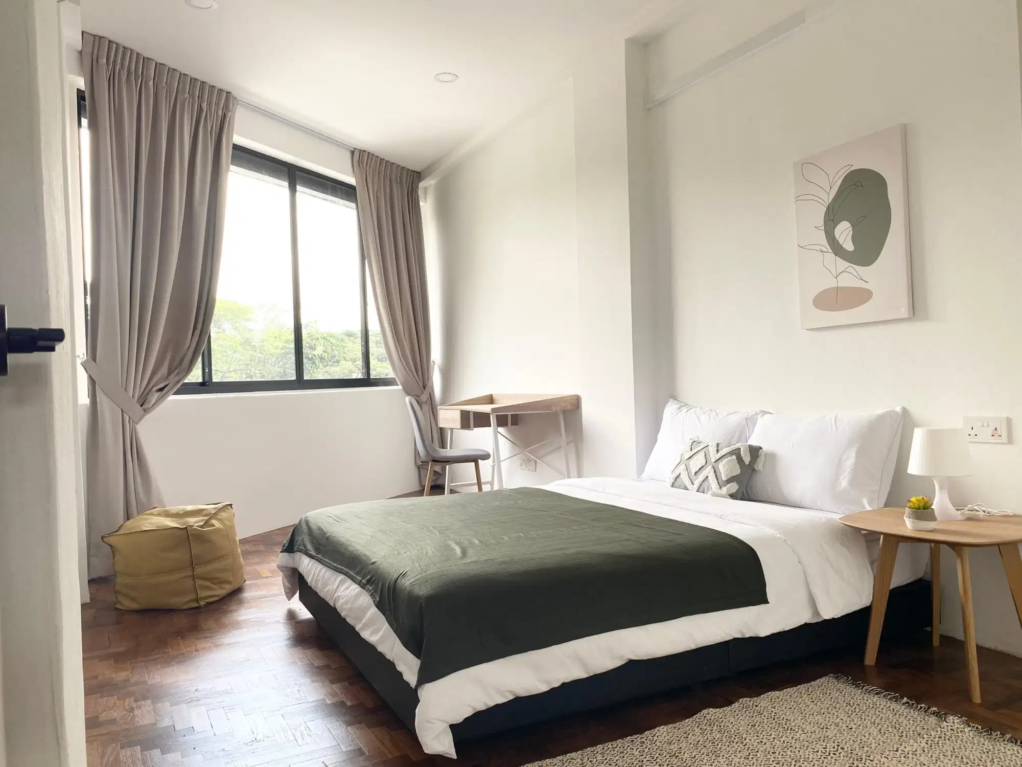 Room in a 5 Bedroom Apartment, 551B Bukit Timah Road, Singapore 269692