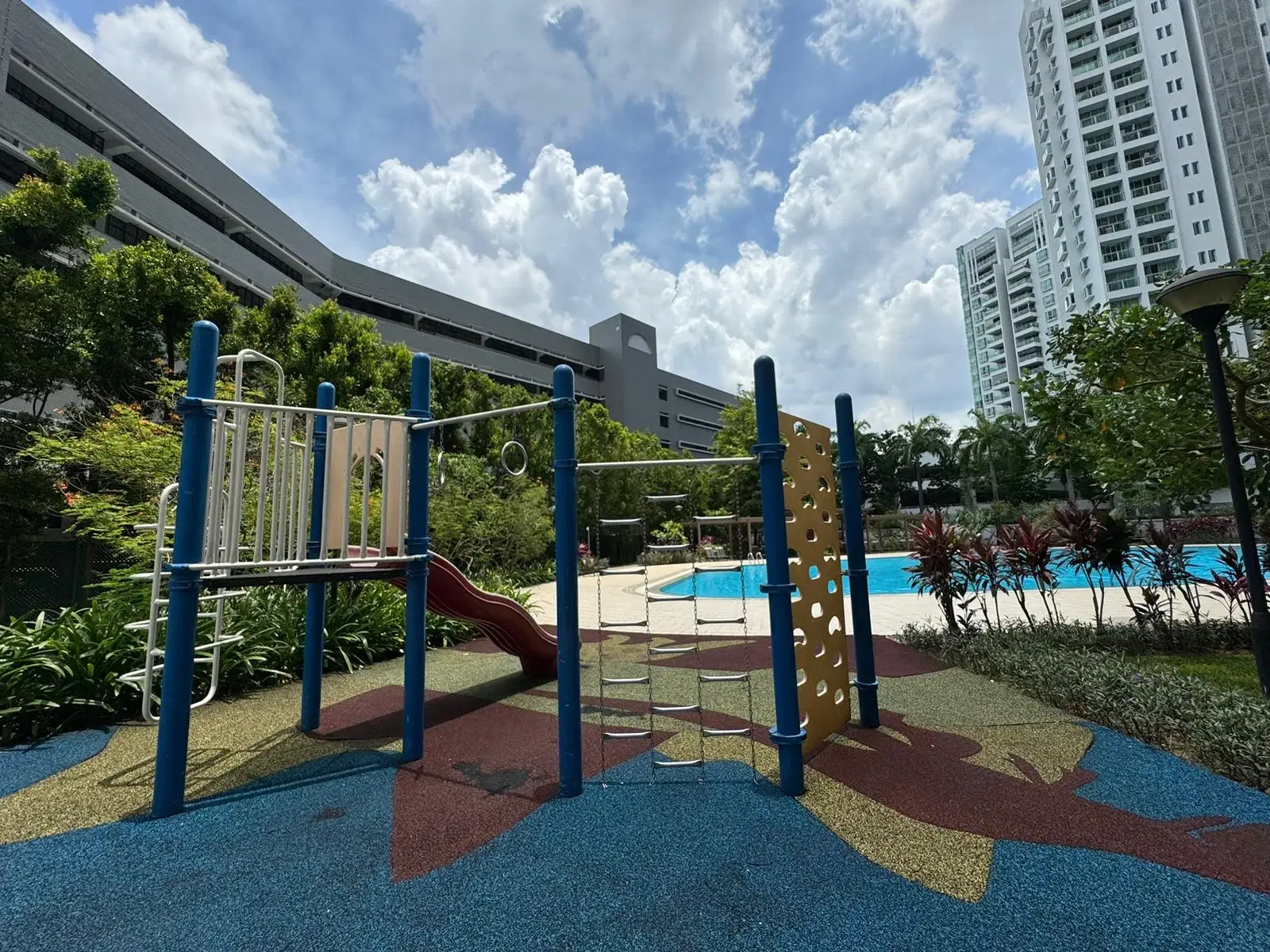 Room in a 4 Bedroom Apartment, 1 Marymount Terrace, Singapore 574036 – Exterior