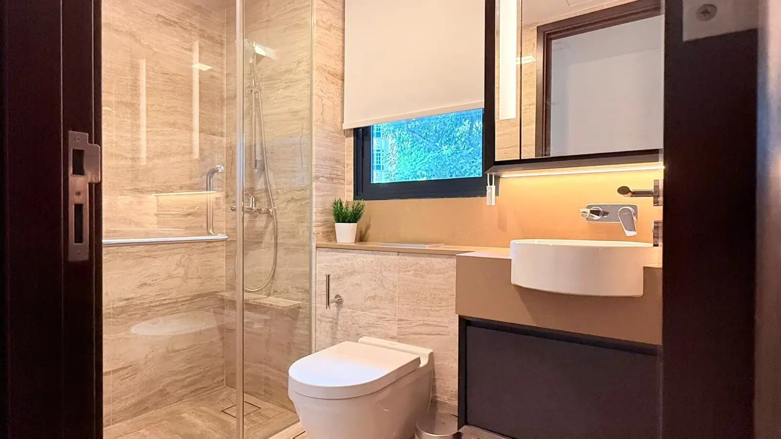 Room in a 4 Bedroom Apartment, 27 Moulmein Rise, Singapore 308140 – Amenities