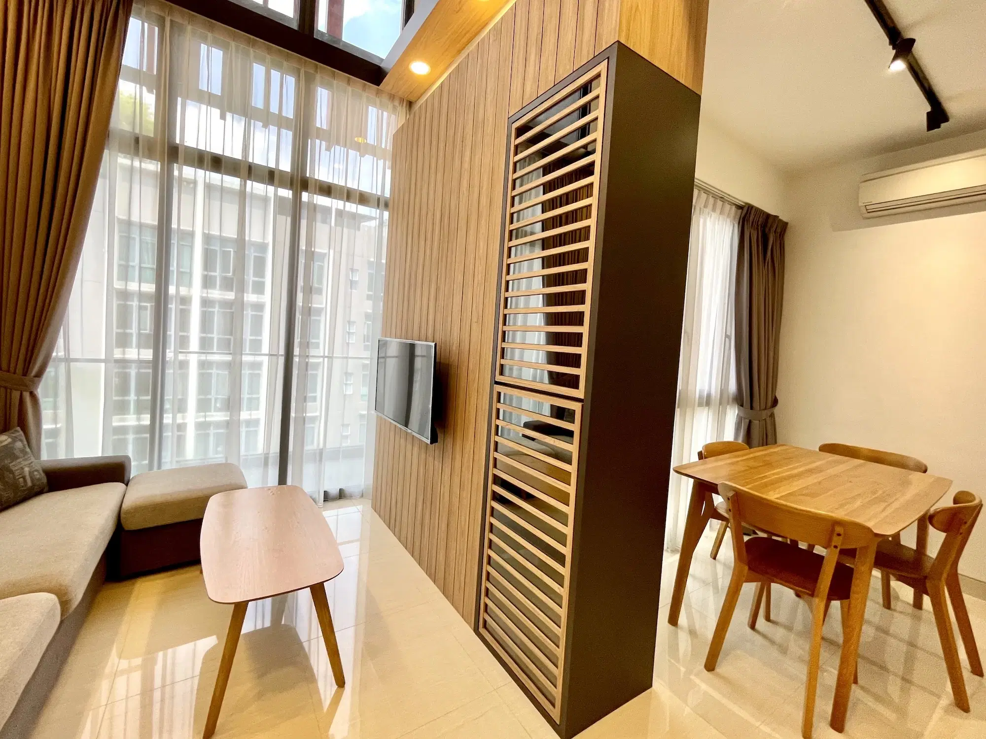 Room In A 3 Bedroom Apartment, 1 Lorong 27 Geylang, Singapore 388153 – Common Area