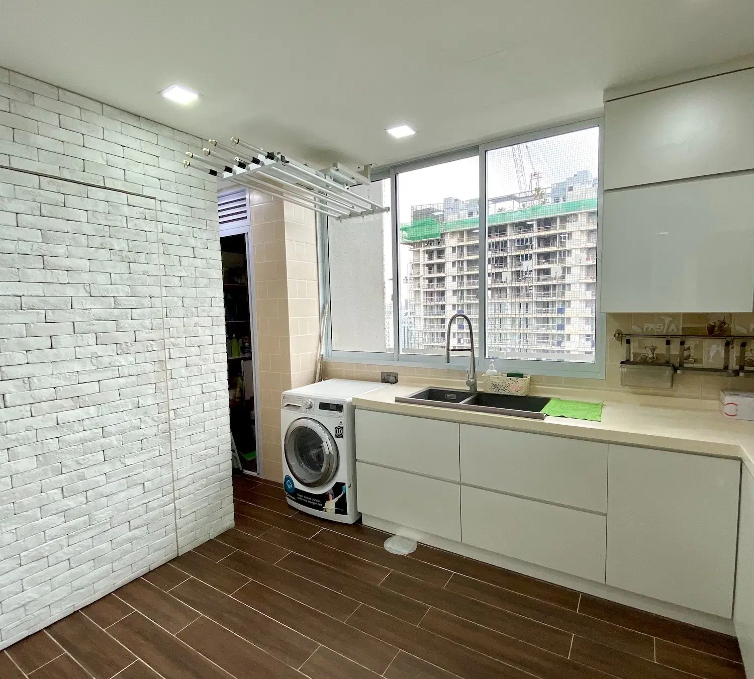 Room in a 3 Bedroom Apartment, 68 Guillemard Road, Singapore 399710 – Amenities