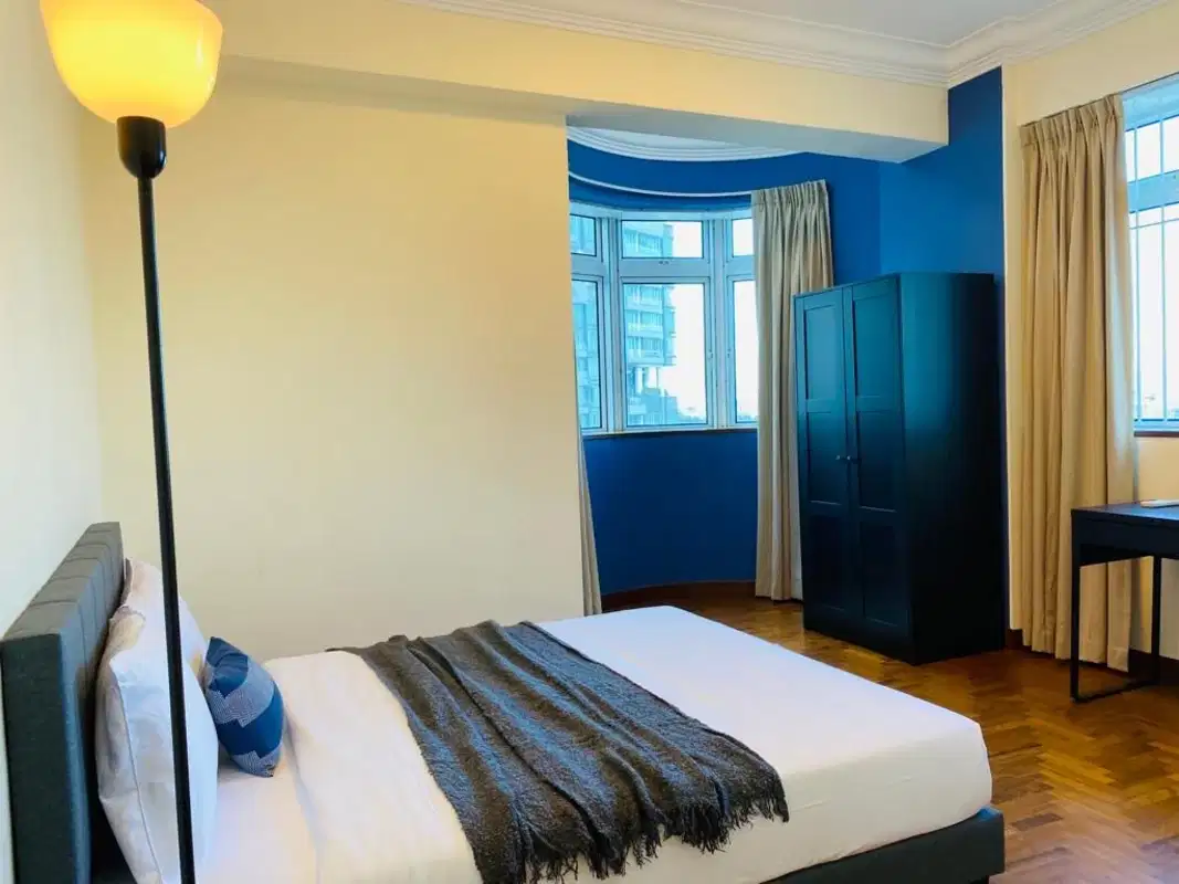 Room in a 3 Bedroom Apartment, 160 Killiney Road, Singapore 239568