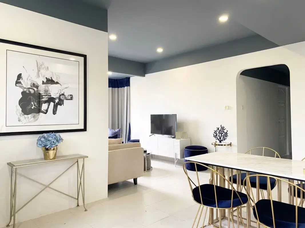 Room in a 5 Bedroom Apartment, 8 Duke's Road, Singapore 268888 – Common Area