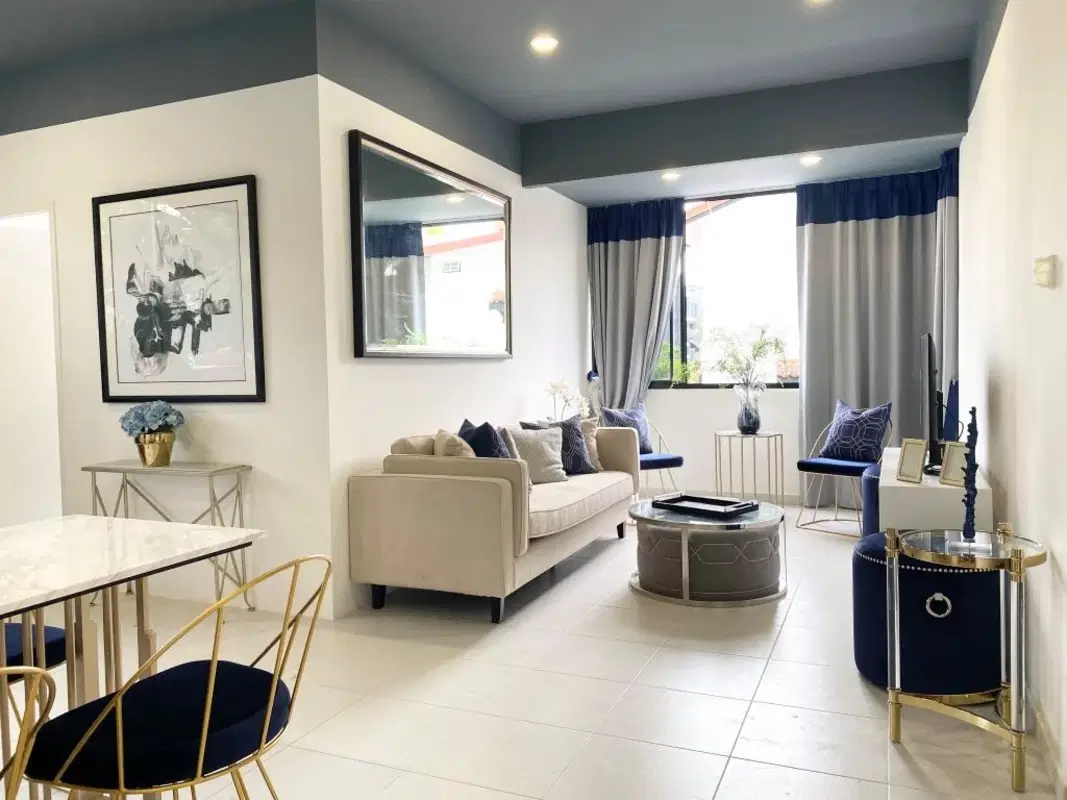 Room in a 5 Bedroom Apartment, 8 Duke's Road, Singapore 268888 – Common Area