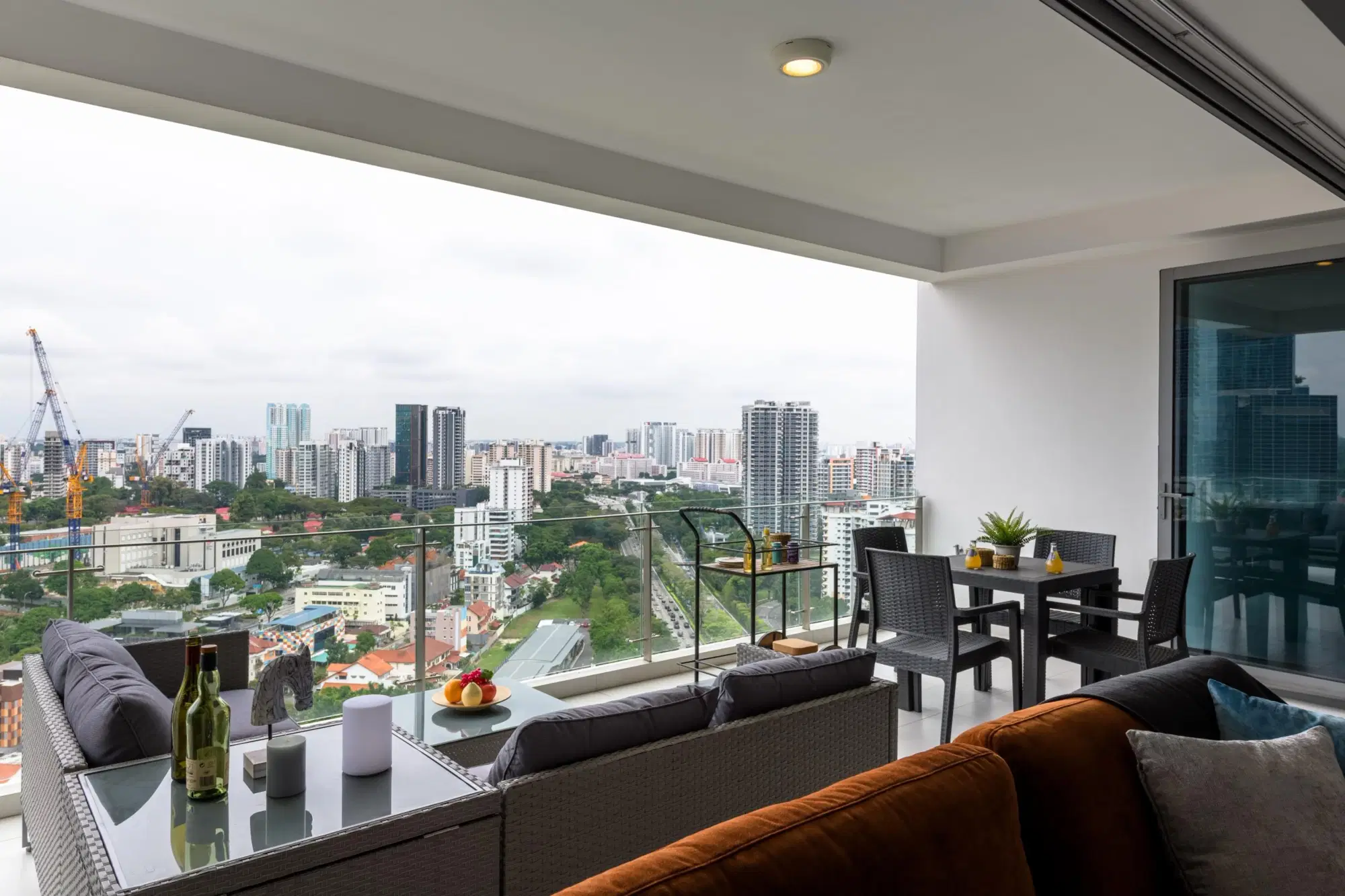 Room in a 4 Bedroom Apartment, 12 Derbyshire Road, Singapore 309466 – Common Area