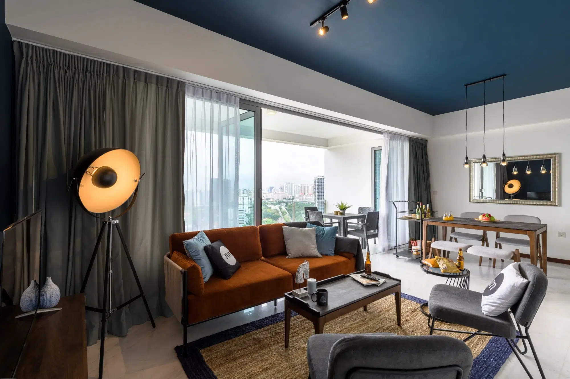 Room in a 4 Bedroom Apartment, 12 Derbyshire Road, Singapore 309466 – Common Area
