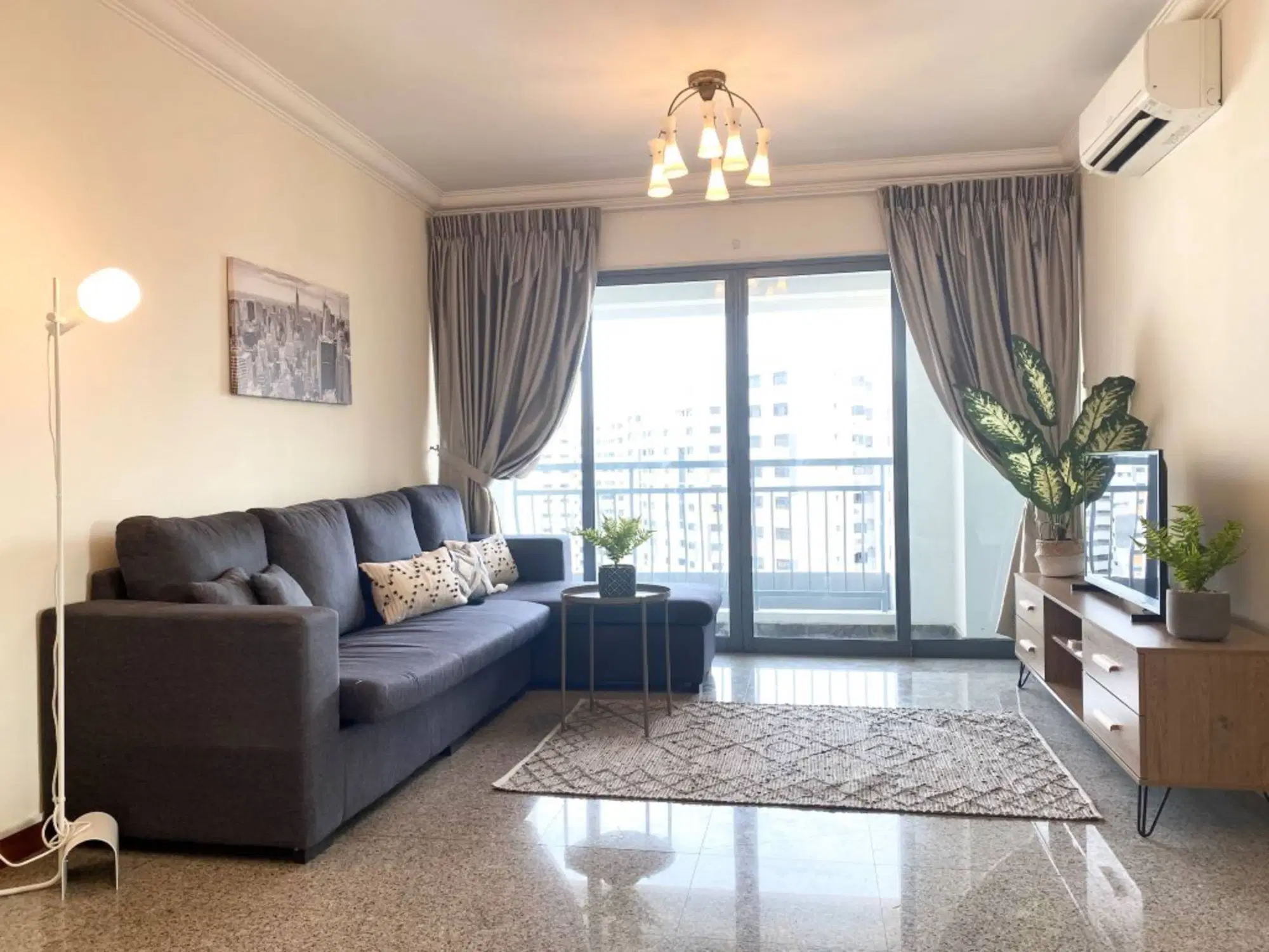 Room in a 3 Bedroom Apartment, 19 Bedok Reservoir View, Singapore 478935 – Common Area