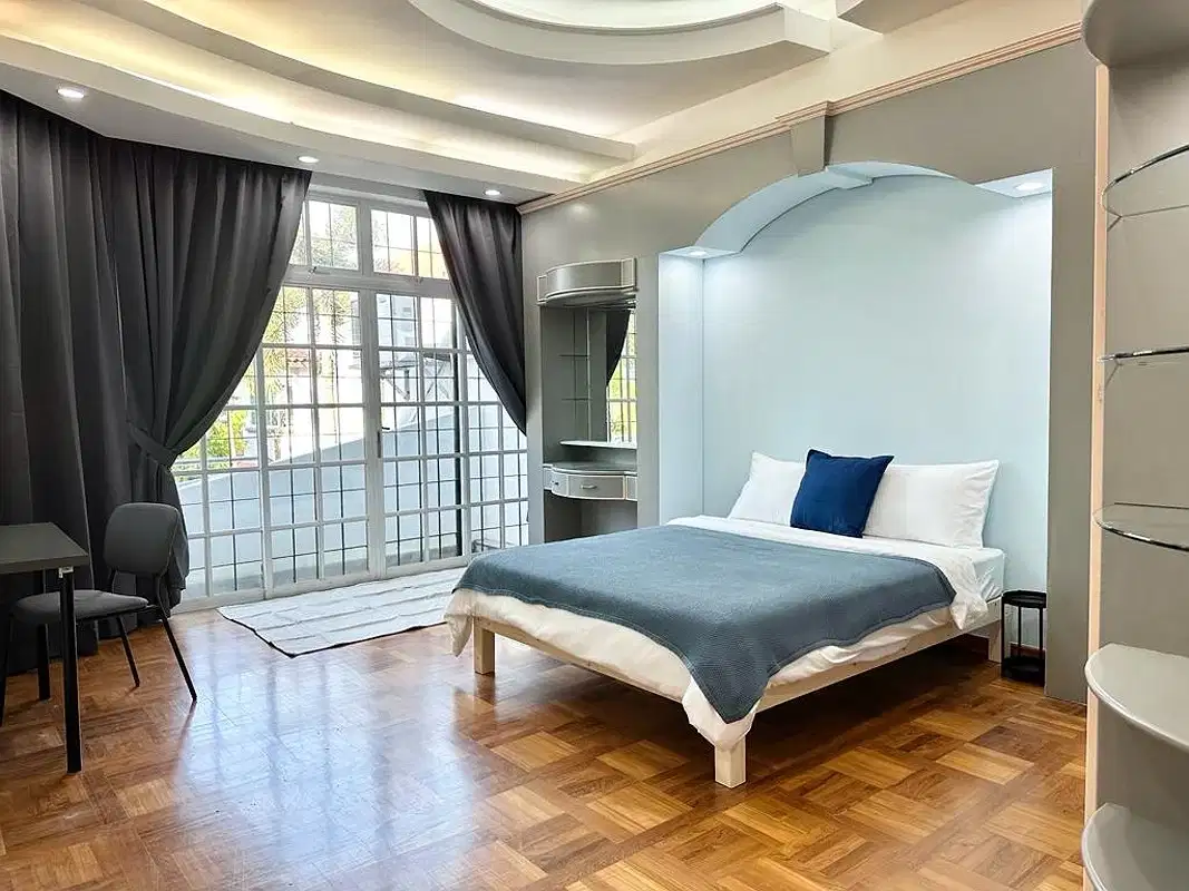 Room in a 3 Bedroom Apartment, 126 Jalan Langgar Bedok, Singapore 468578