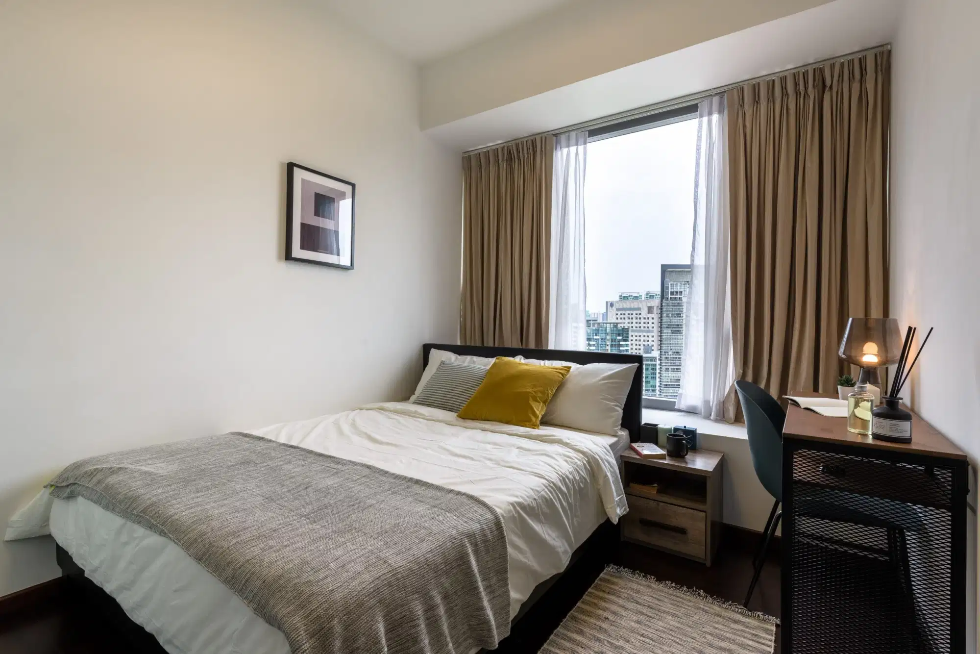 Room in a 4 Bedroom Apartment, 12 Derbyshire Road, Singapore 309466