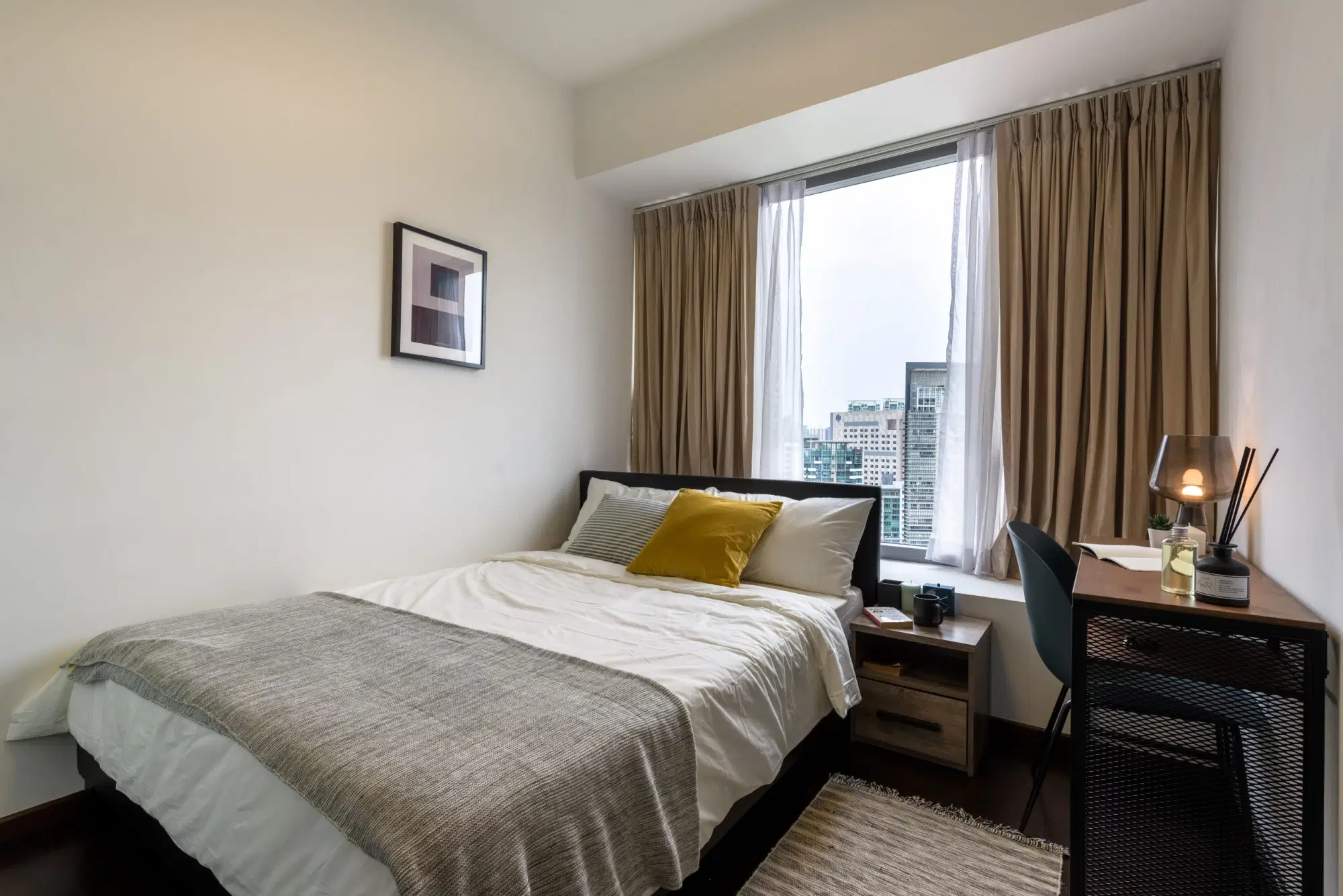 Room in a 4 Bedroom Apartment, 12 Derbyshire Road, Singapore 309466