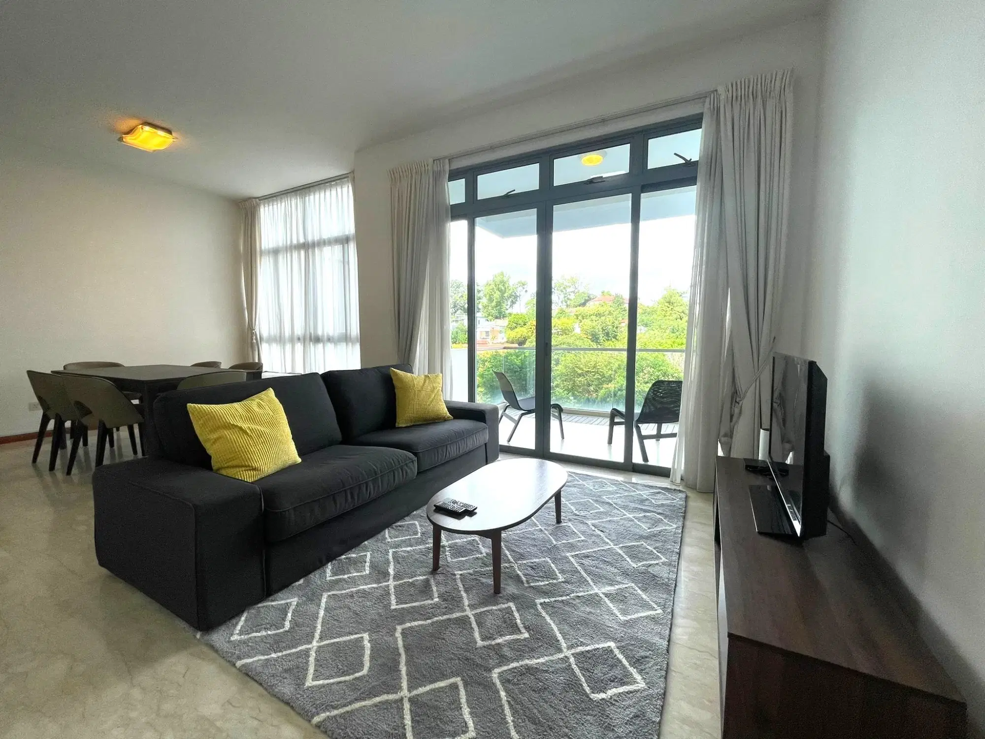 Room in a 3 Bedroom Apartment, 221 Queensway, Singapore 276750 – Amenities