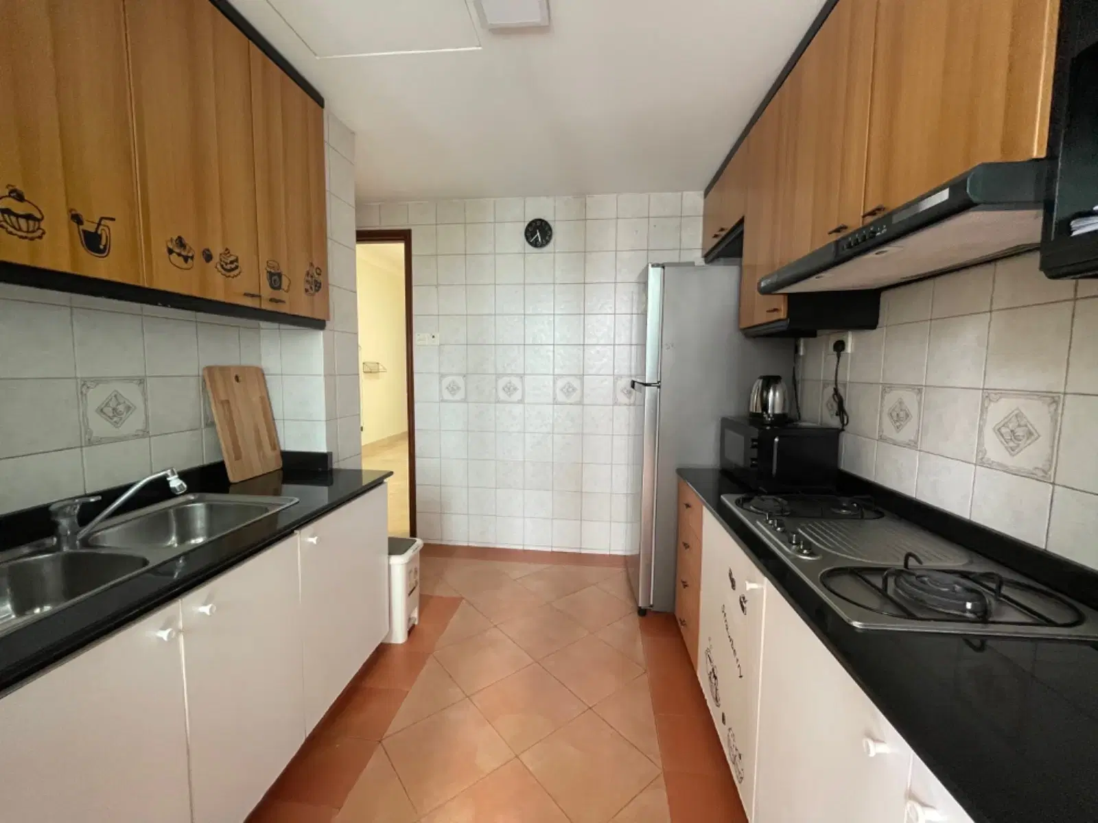 Room in a 3 Bedroom Apartment, 17 Shanghai Road, Singapore 248191 – Kitchen