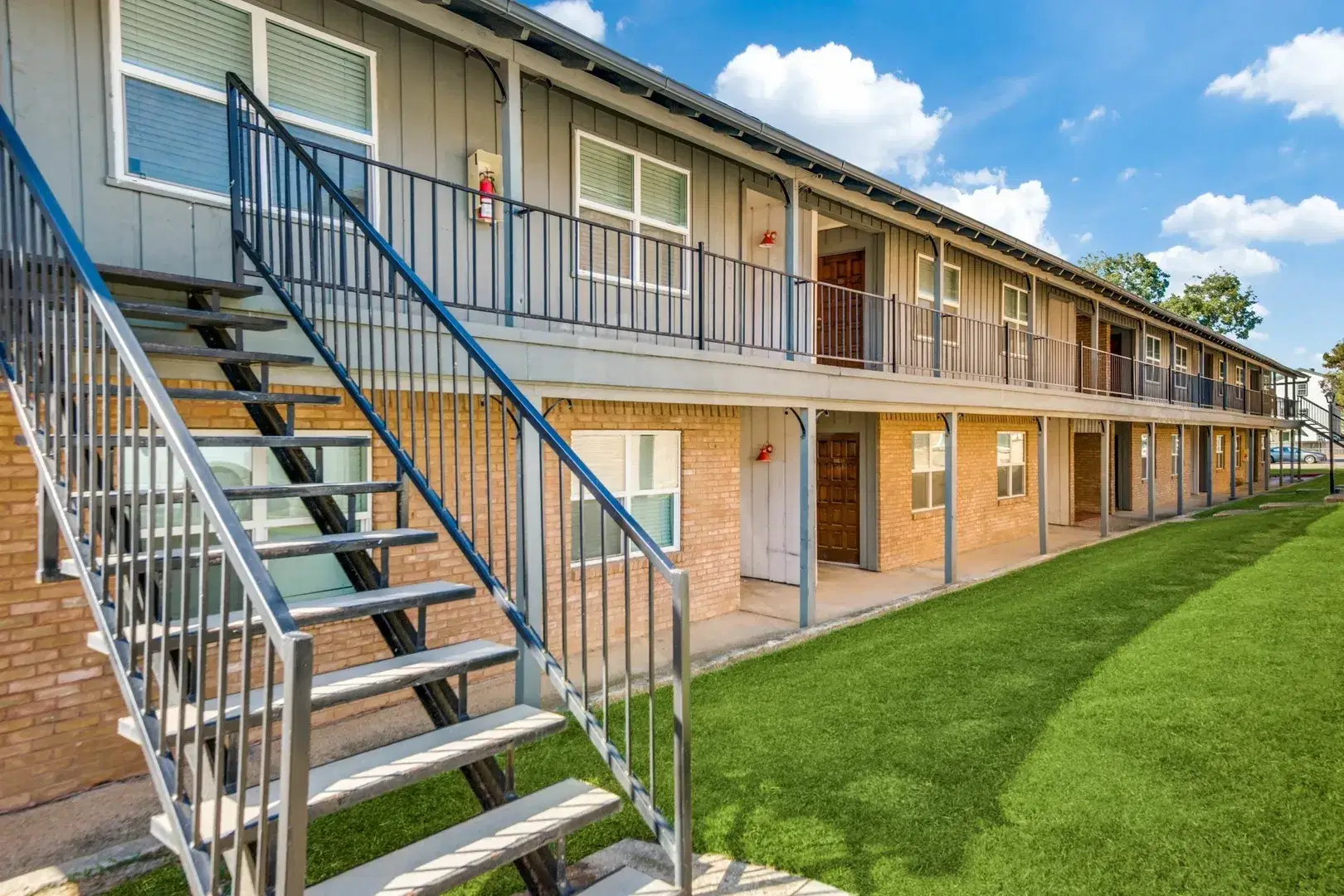 Zen Apartments, Denton – Exterior