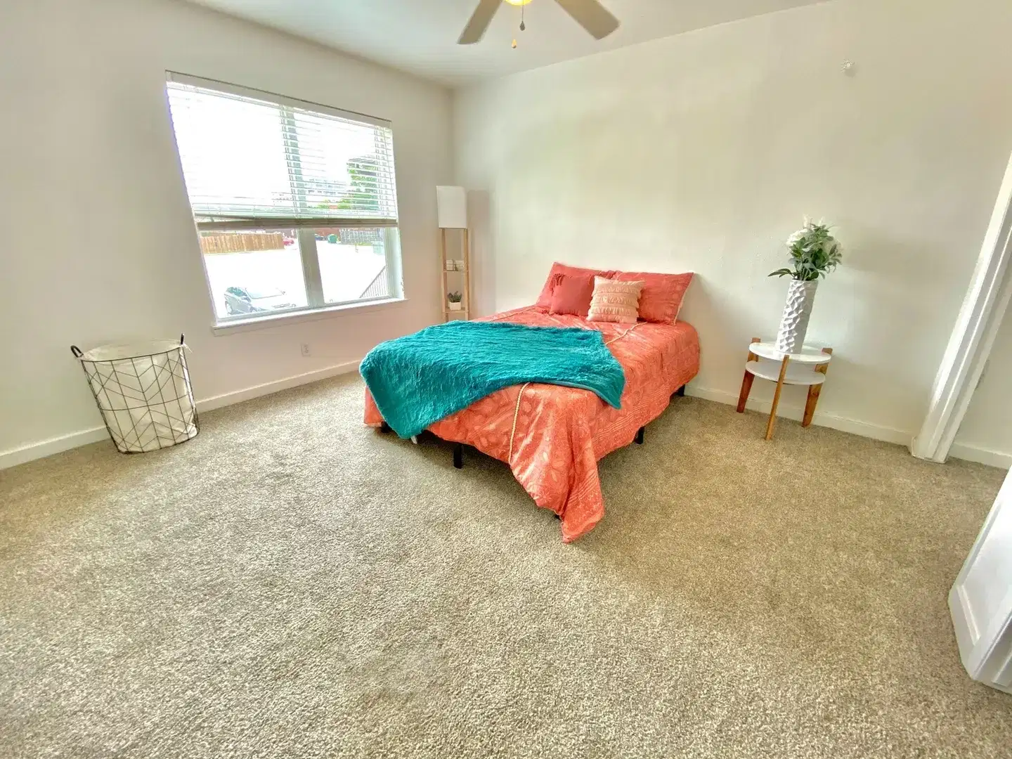 Zen Apartments, Denton