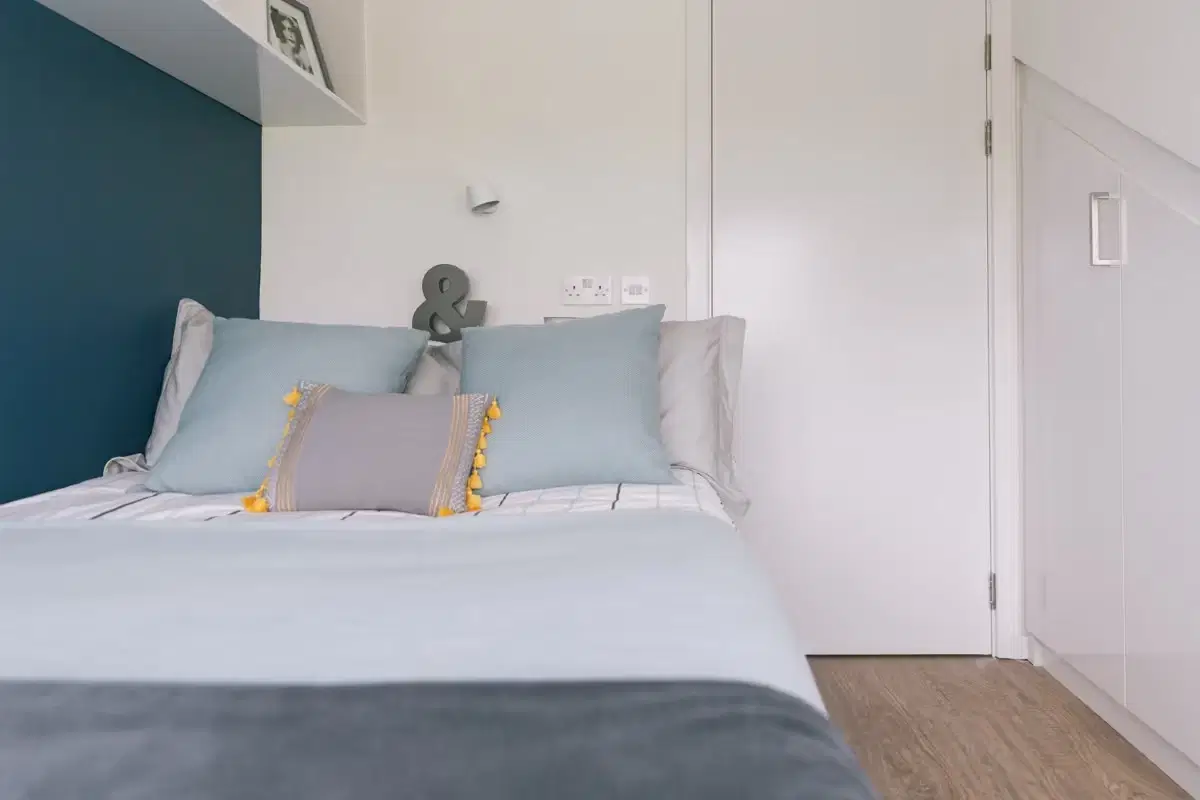 Claremont Place, Newcastle – Classic 2 Bed Apartment