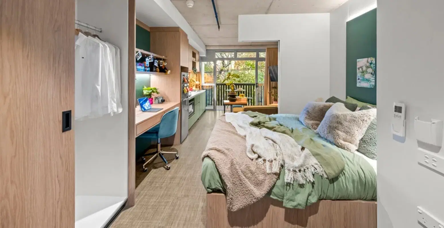 Keystone on Cope, Sydney – Preimum Single Studio ( Baclony)