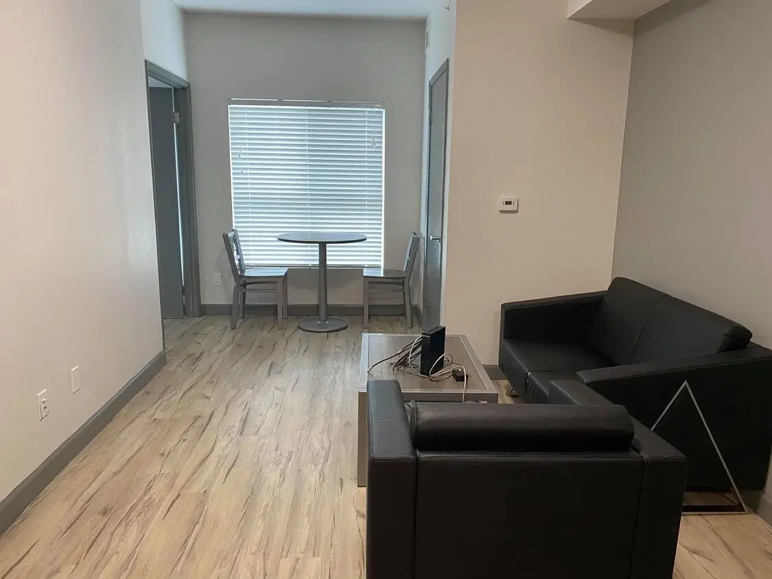 258C Sunview St, Waterloo, ON – Common Area