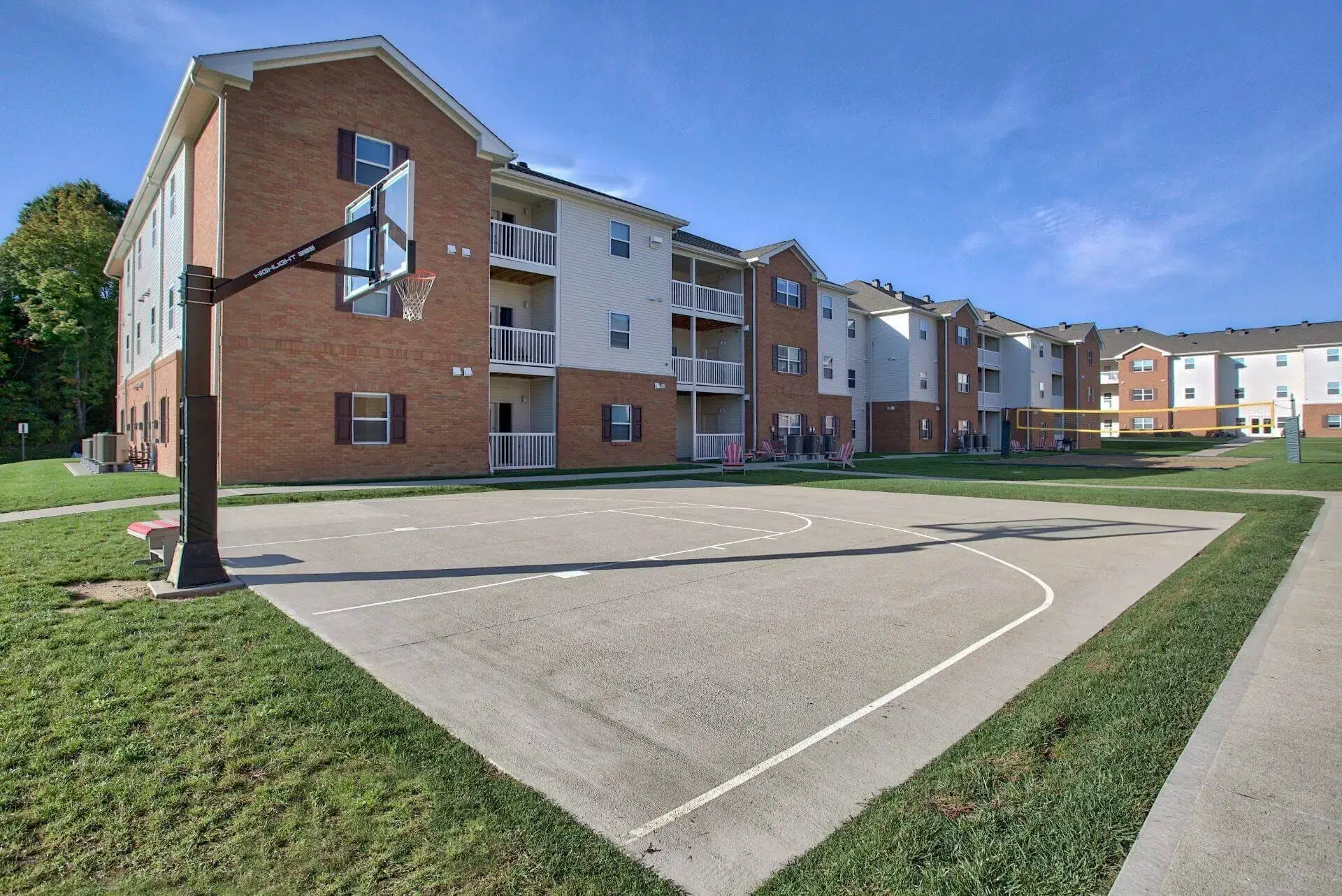Buckeye Village Apartments, Mansfield – Exterior