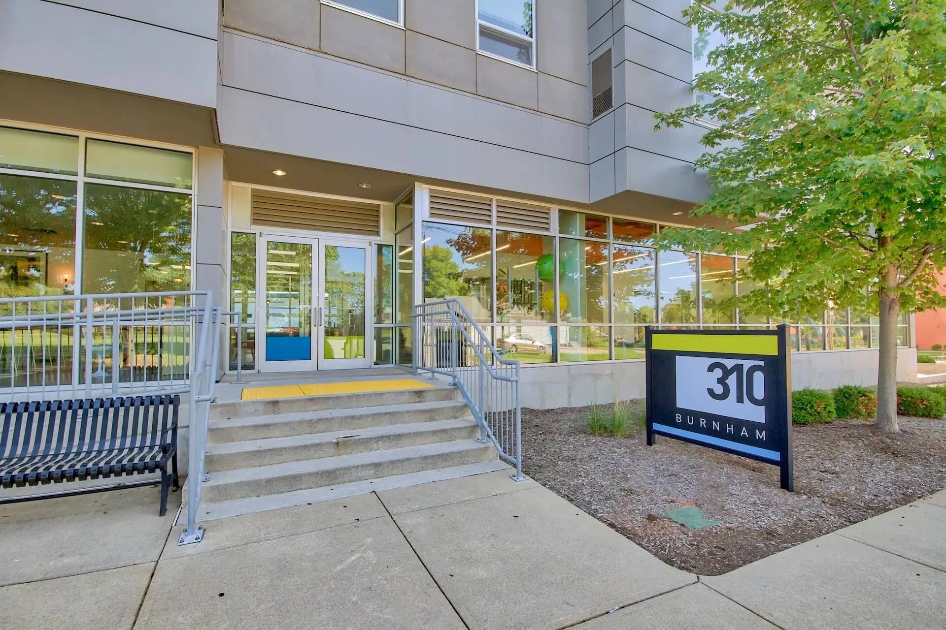 Burnham 310, Champaign – Exterior