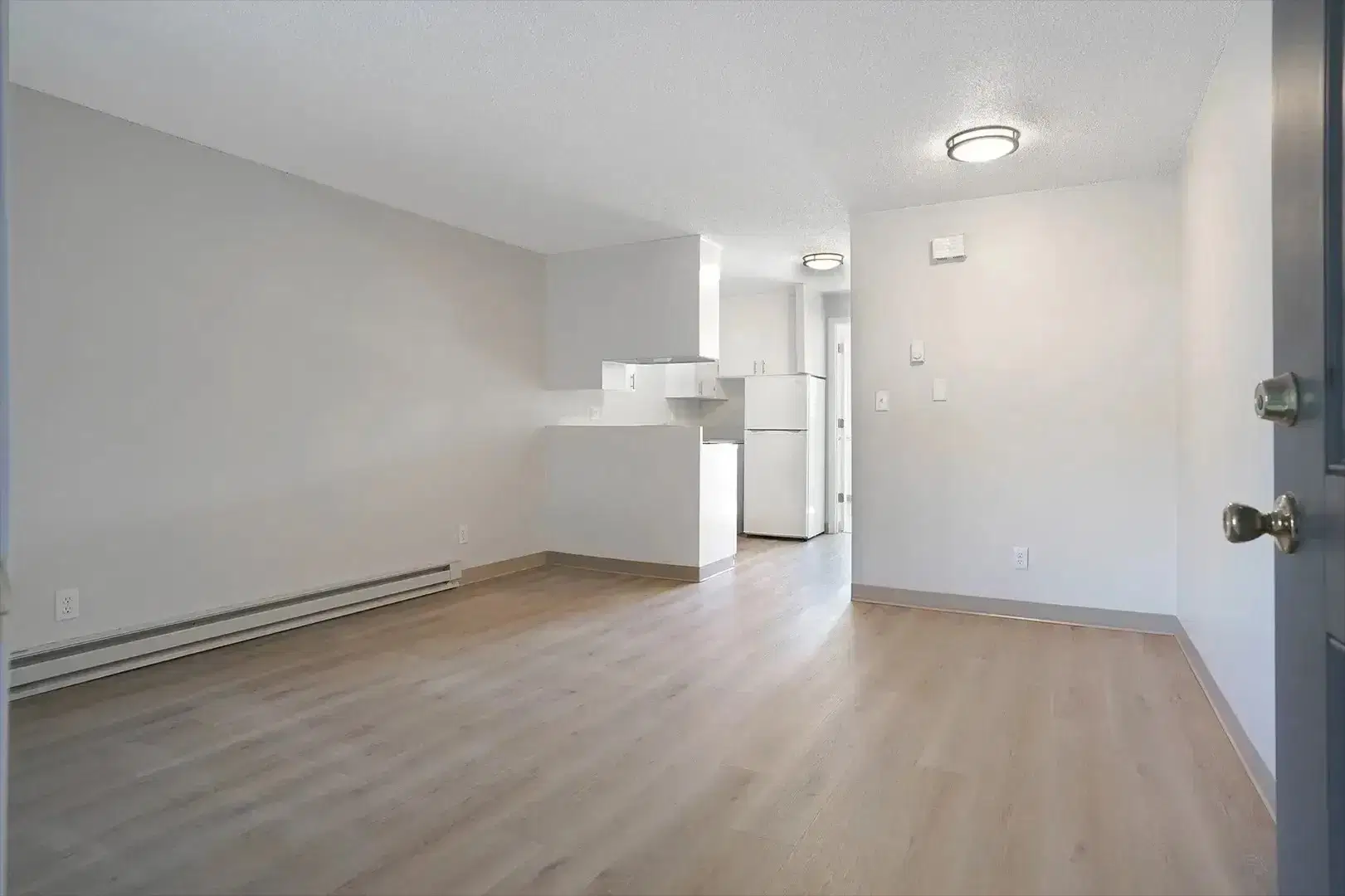 The Vicinity, Corvallis – Room