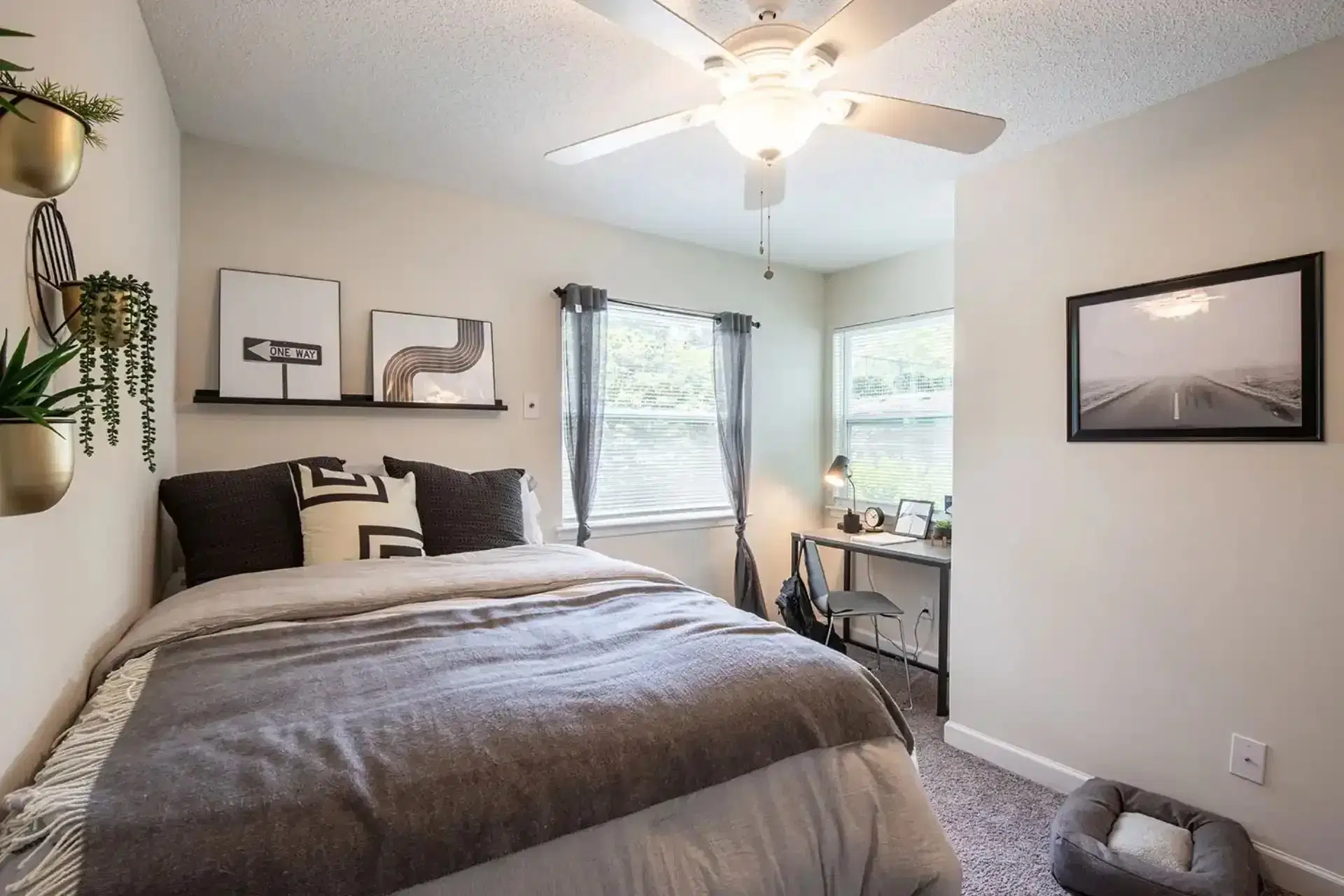 The Radley, Columbia – Bedroom