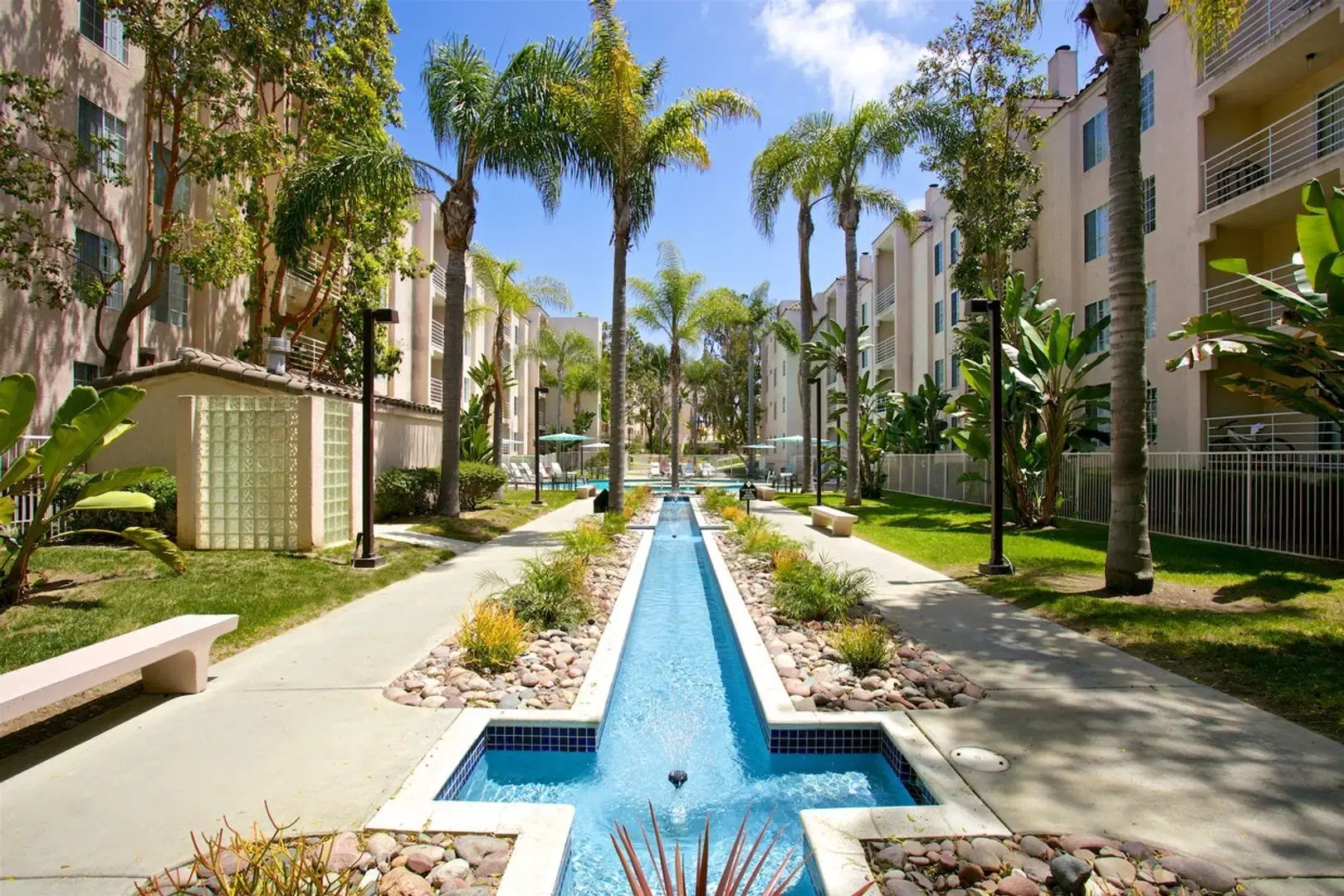 7699 Palmilla Drive, San Diego – Amenities