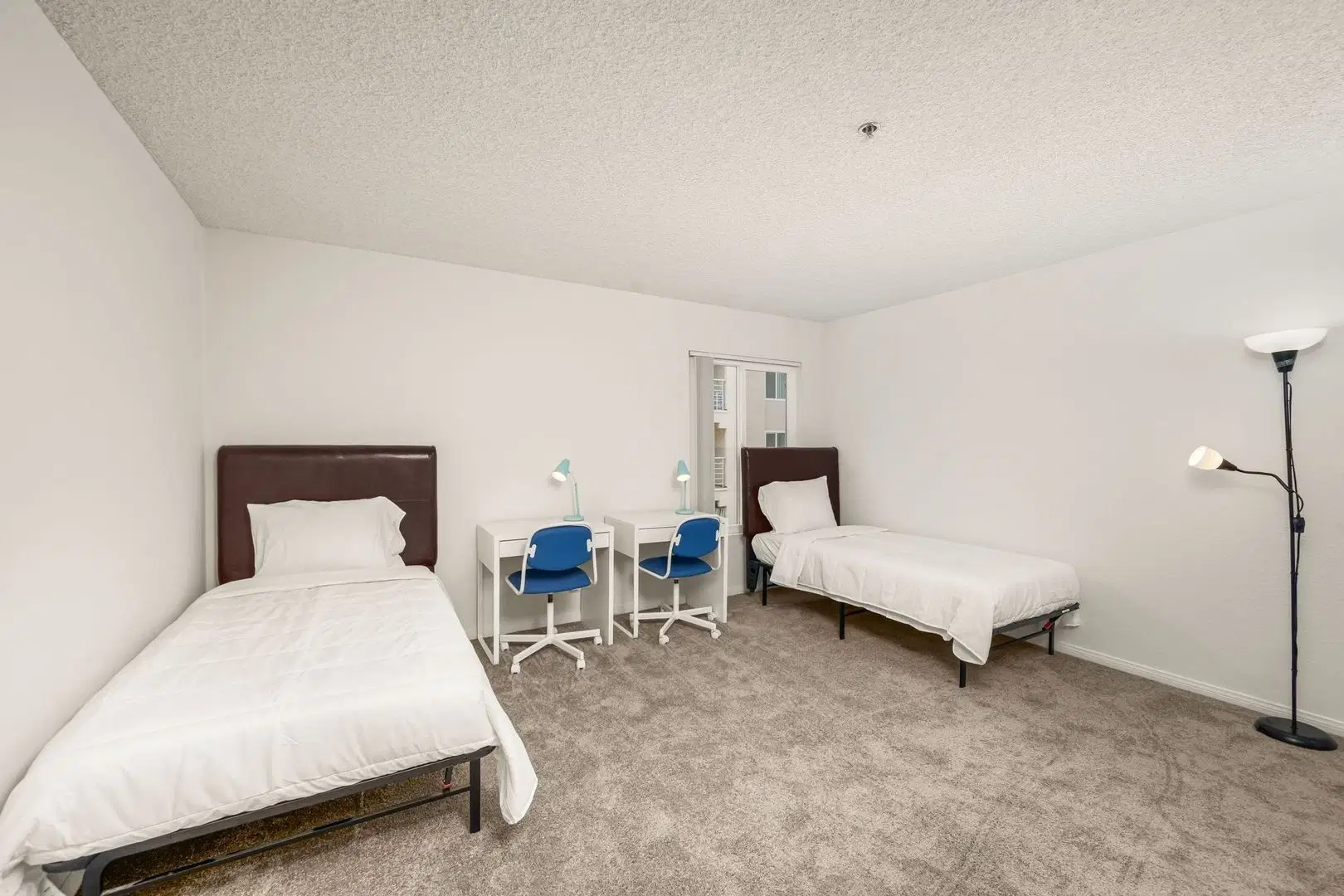 7699 Palmilla Drive, San Diego – Shared Room (3 Bed - 2 Bath)