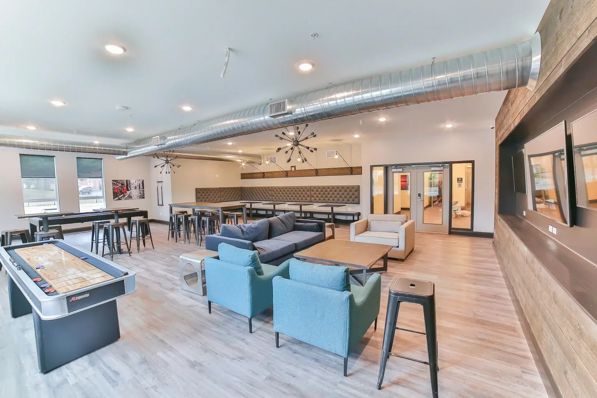 The Enclave, Youngstown – Common Area