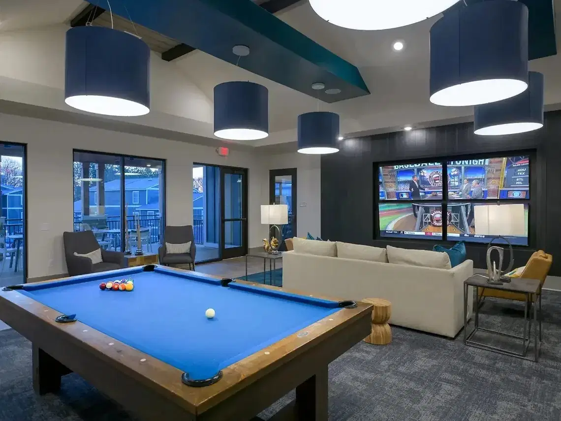 Yugo Pavilion, Kennesaw – Amenities