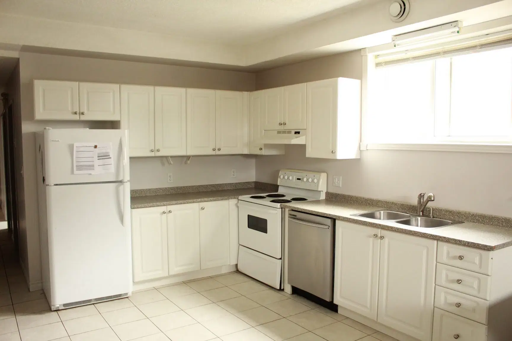 Sixty Two, Waterloo – Kitchen