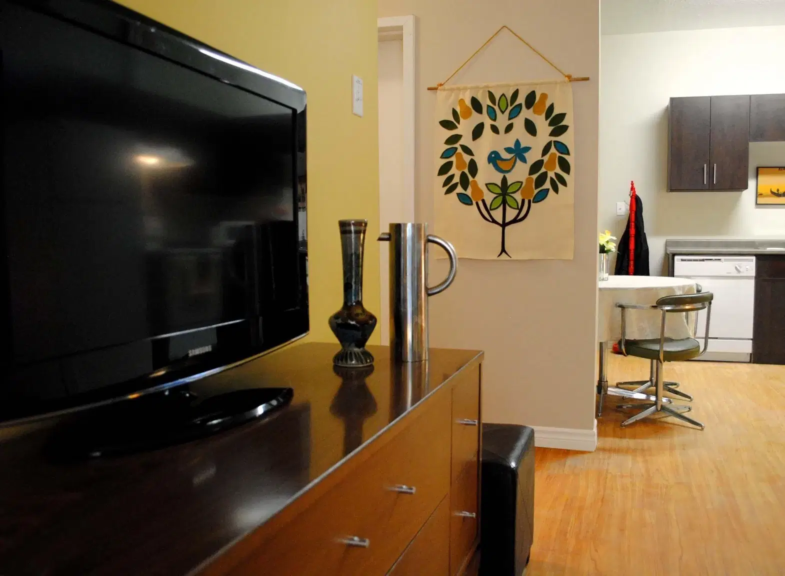 Columbia, Waterloo – Amenities