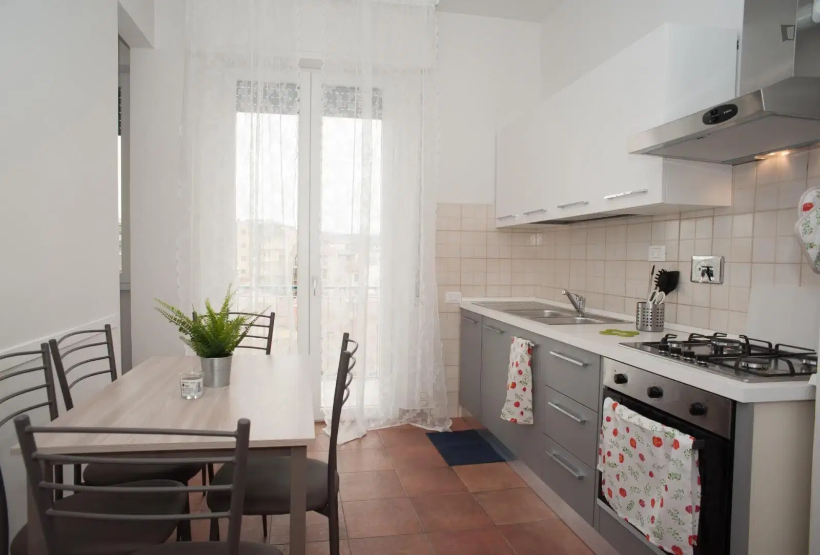 UNP 50136, Florence – Kitchen