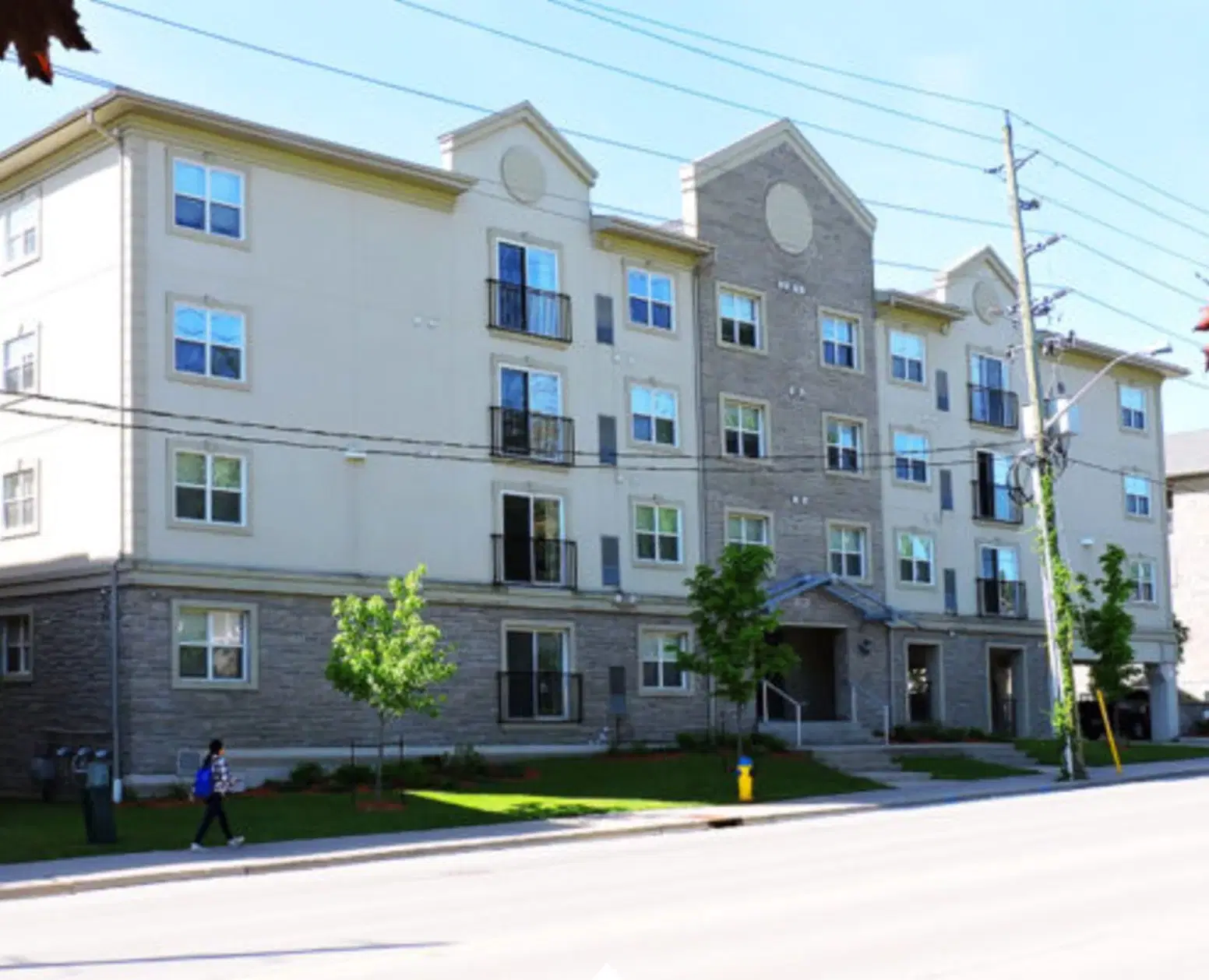 49 Columbia Street, Waterloo – Exterior