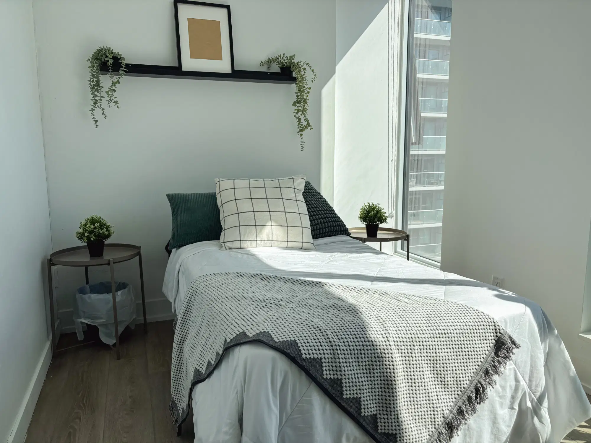 200 Redpath Ave, Toronto – Unit 2702 - Flex Room (1 Bed 1 Bath )